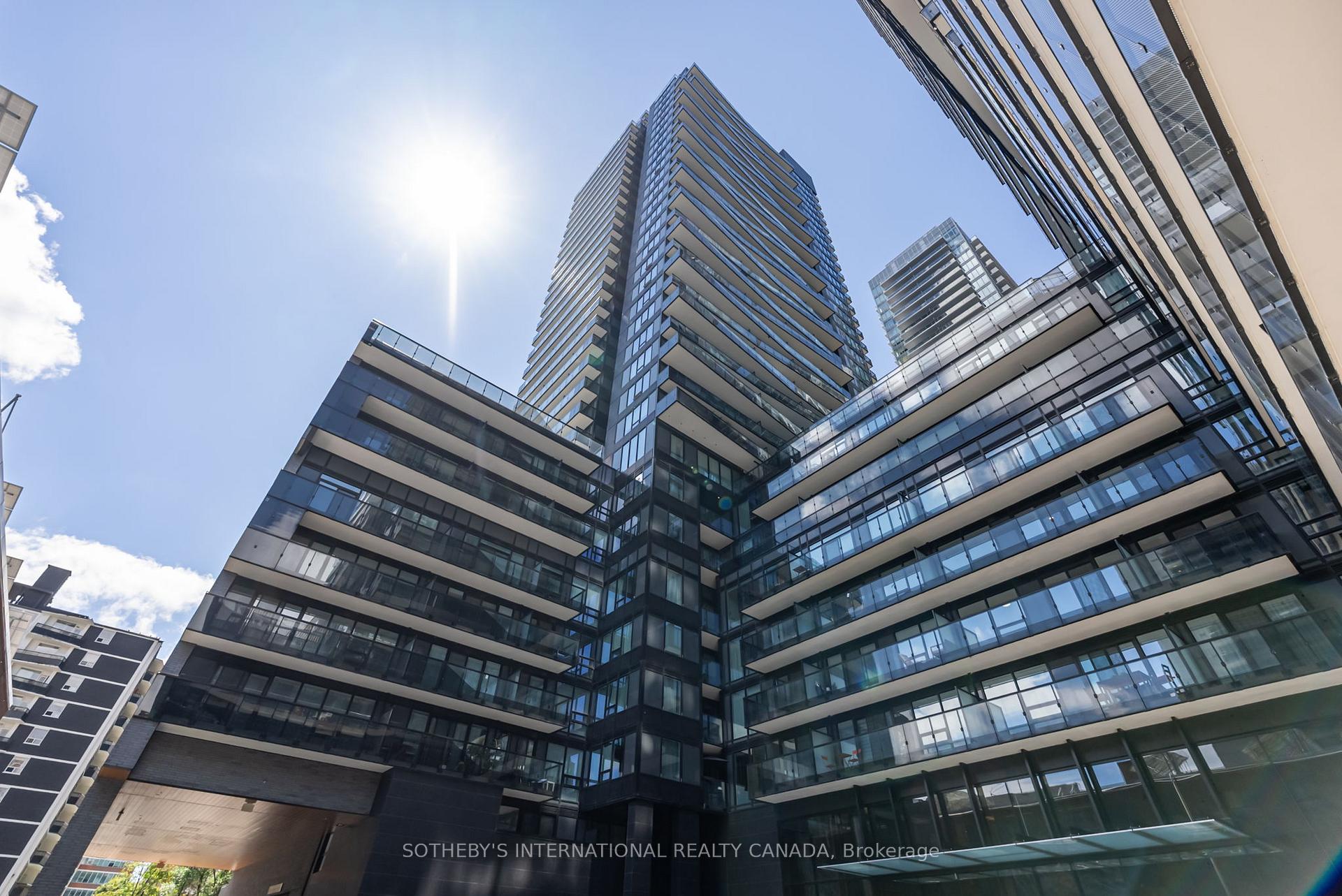 127 W BROADWAY Avenue 2302, Toronto Unit: 2302