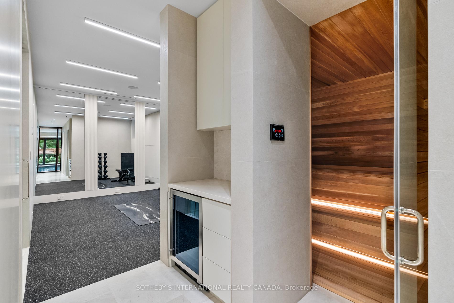 84 Old Forest Hill Road, Toronto