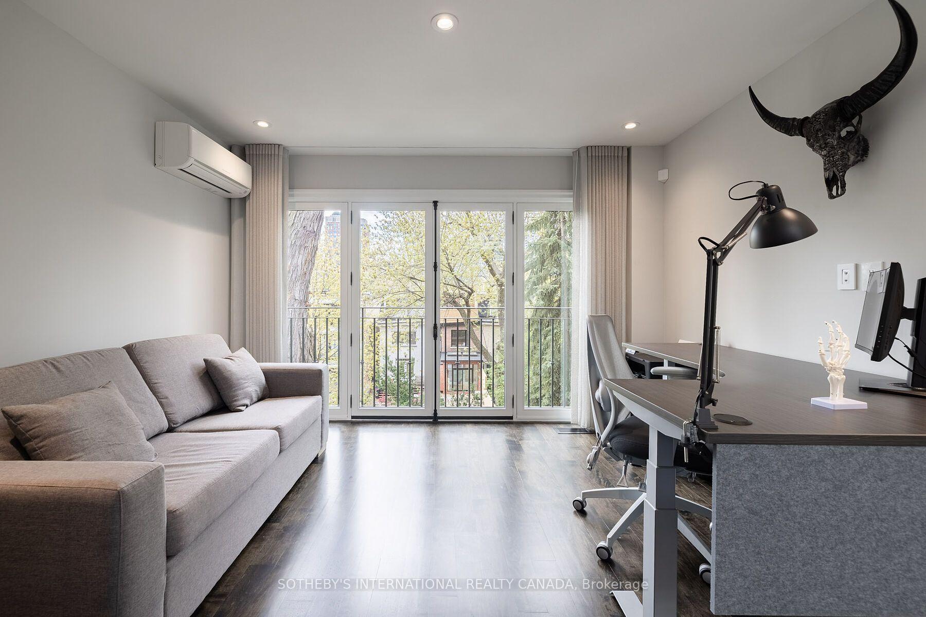 33 Tranby Avenue, Toronto