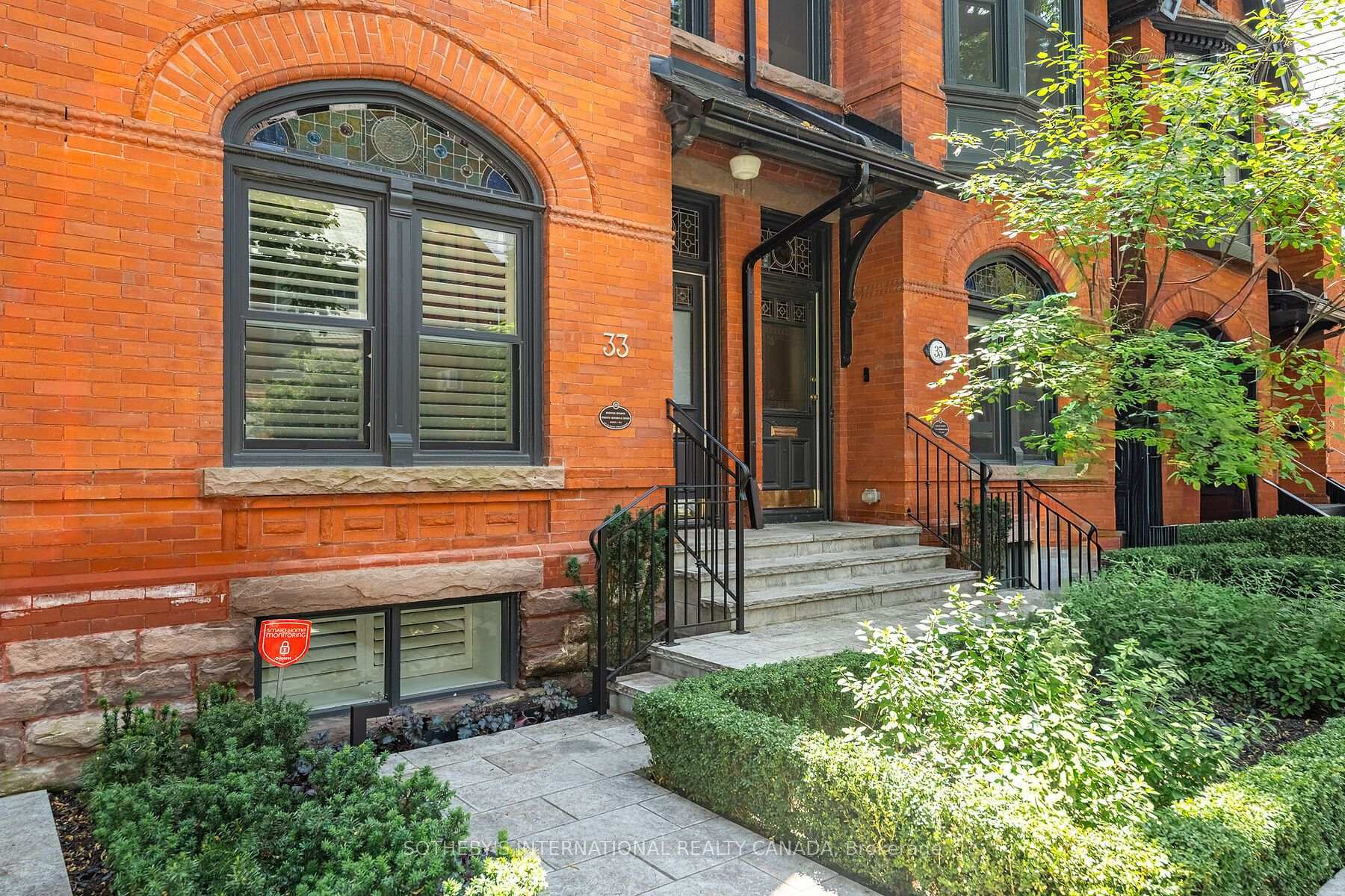 33 Tranby Avenue, Toronto