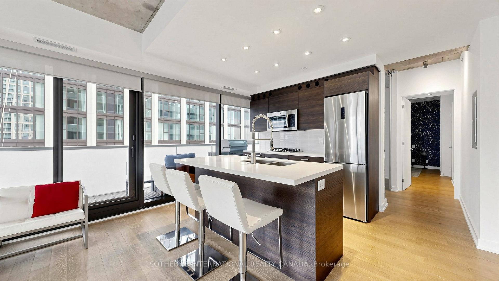 11 Charlotte Street 2807, Toronto Unit: 2807