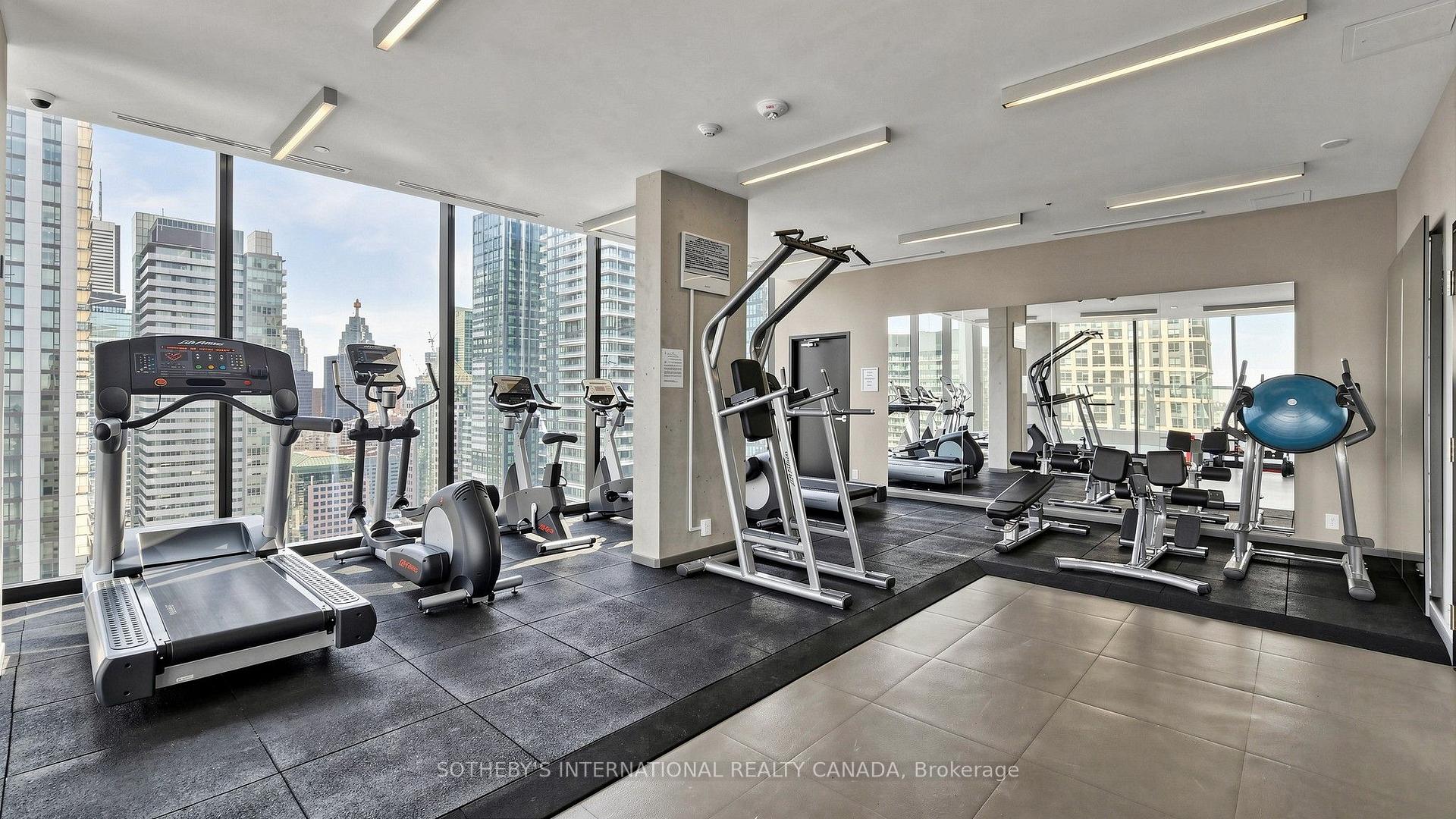 11 Charlotte Street 2807, Toronto Unit: 2807