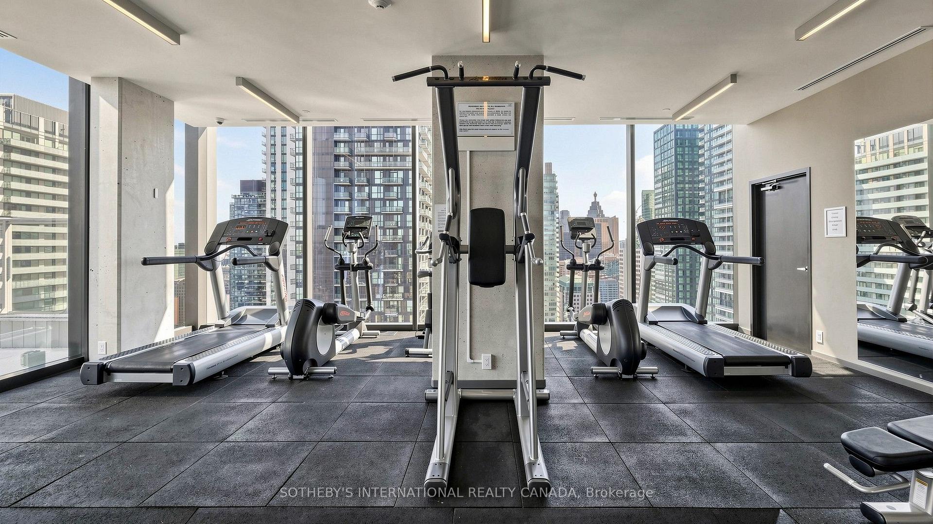 11 Charlotte Street 2807, Toronto Unit: 2807