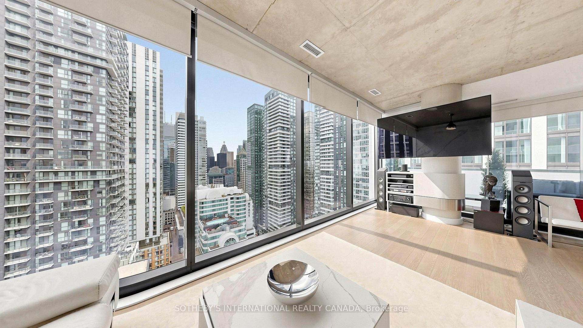 11 Charlotte Street 2807, Toronto Unit: 2807