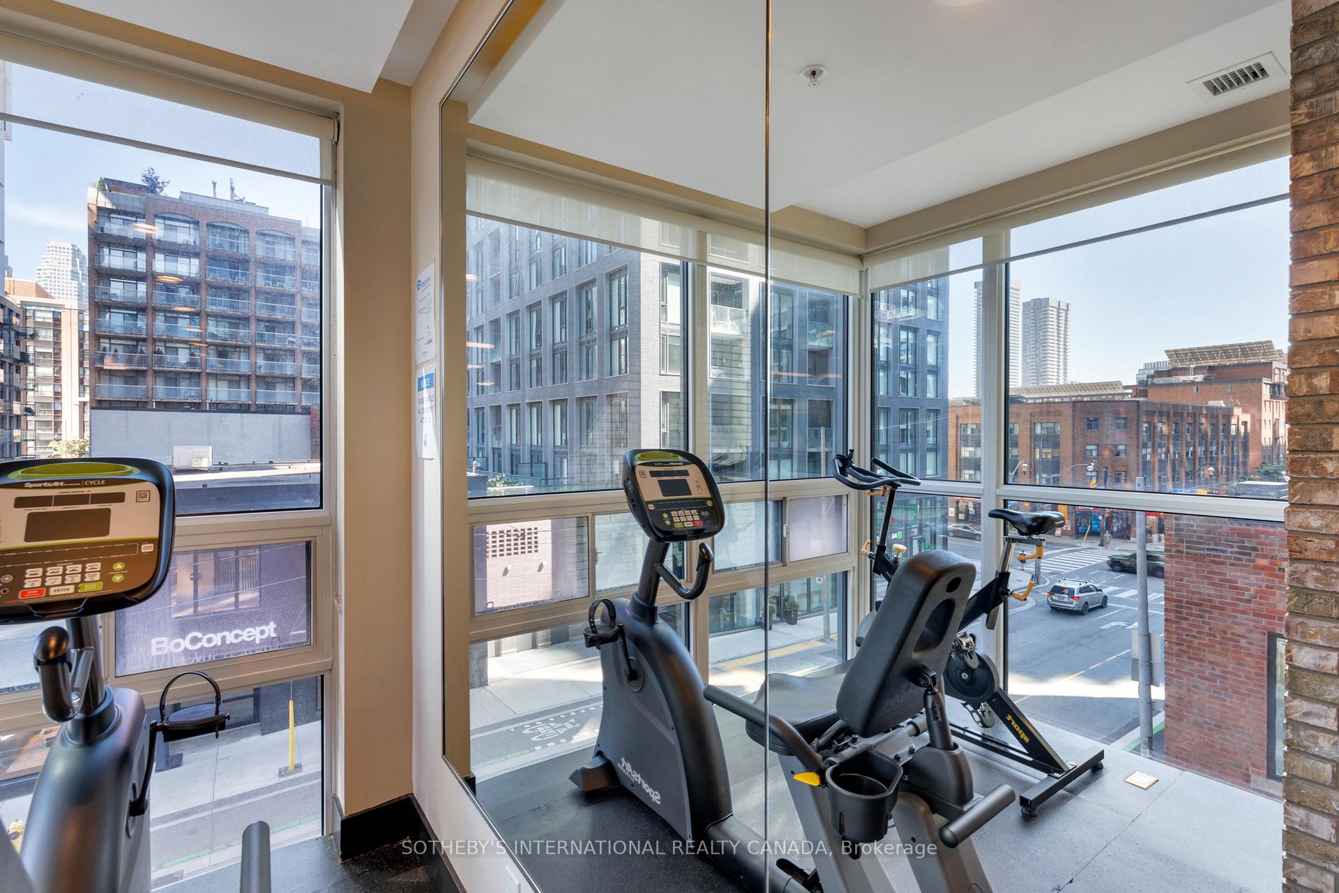 39 Sherbourne Street 1606, Toronto Unit: 1606