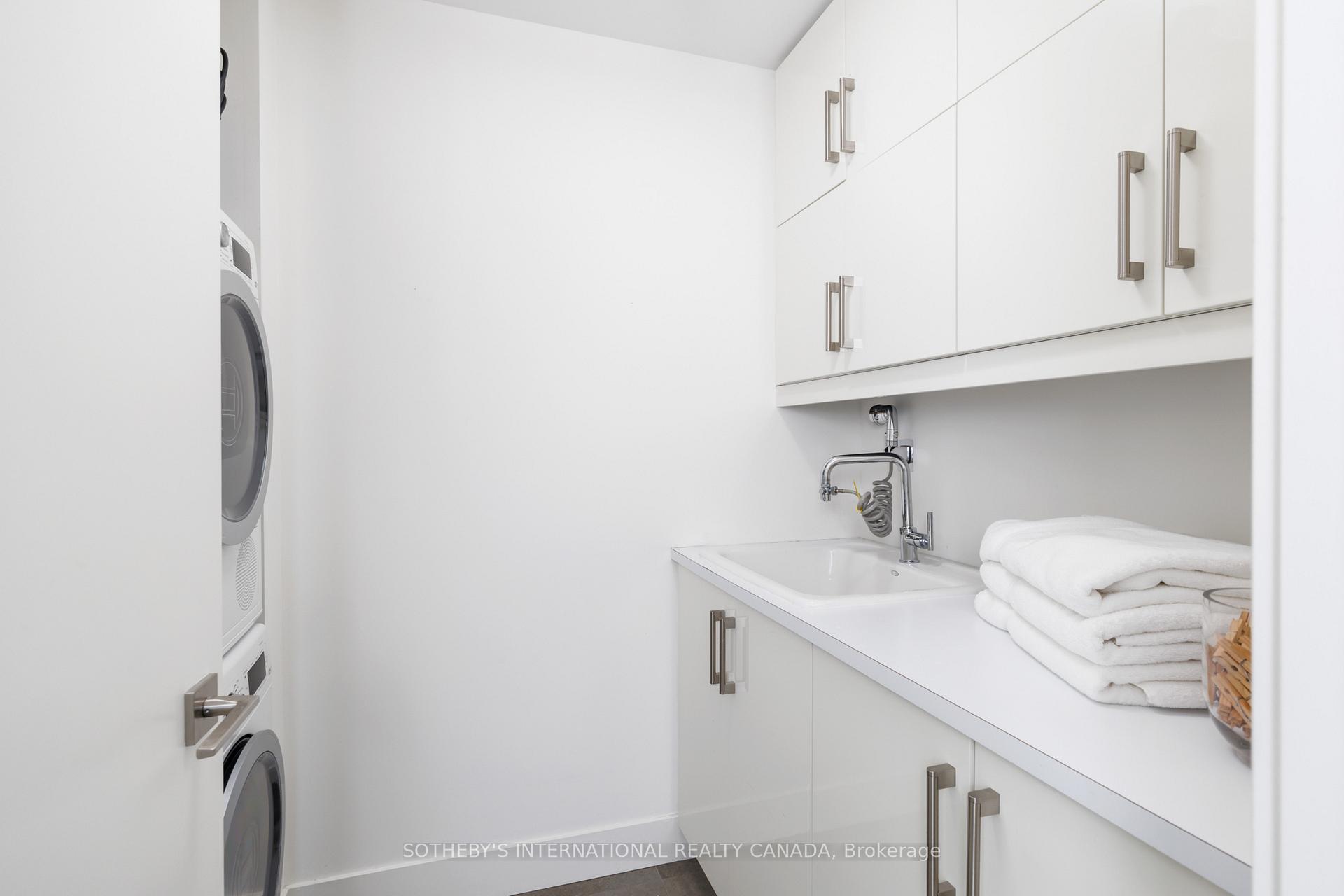 39 Sherbourne Street 1606, Toronto Unit: 1606