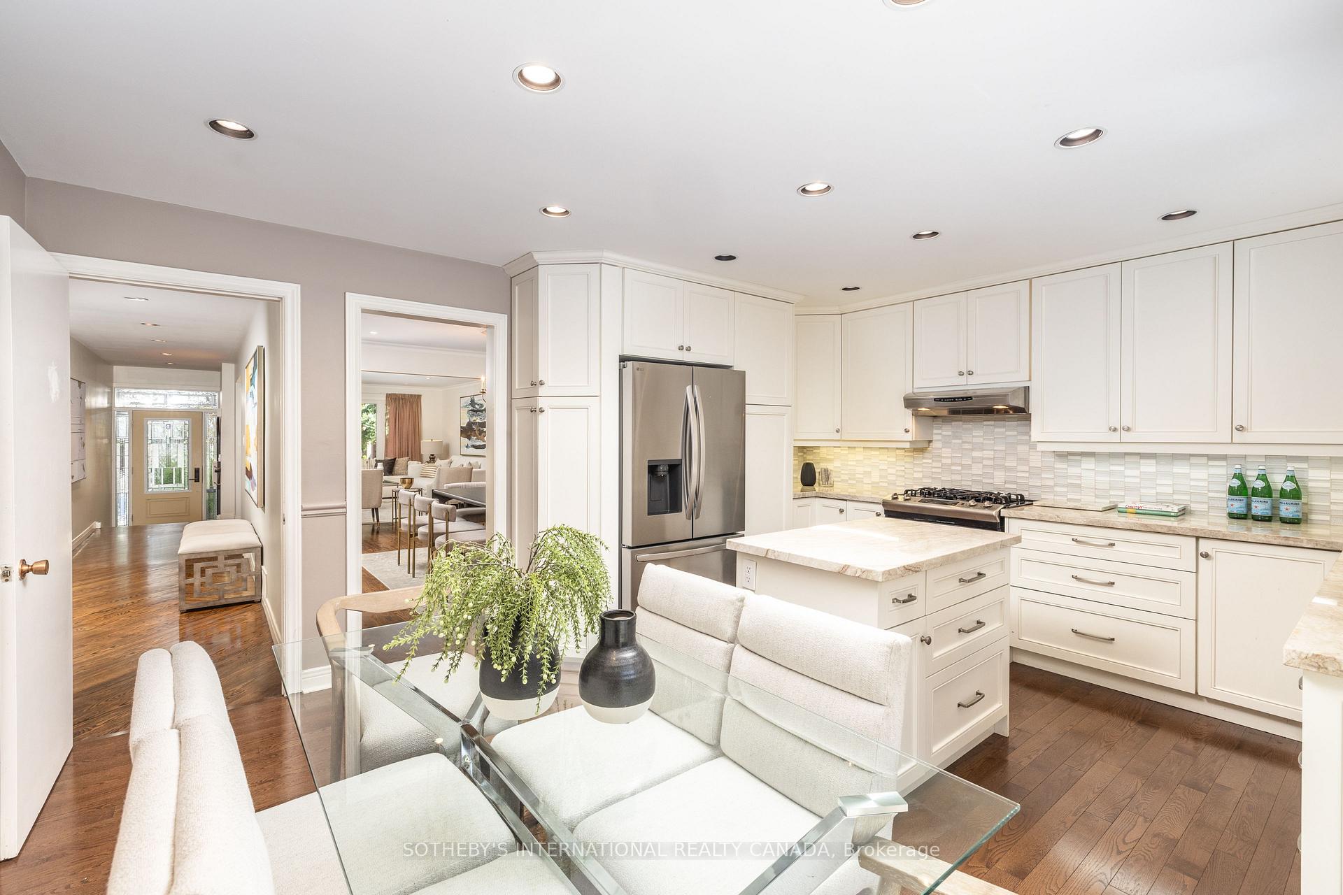 25 Gossamer Avenue, Toronto