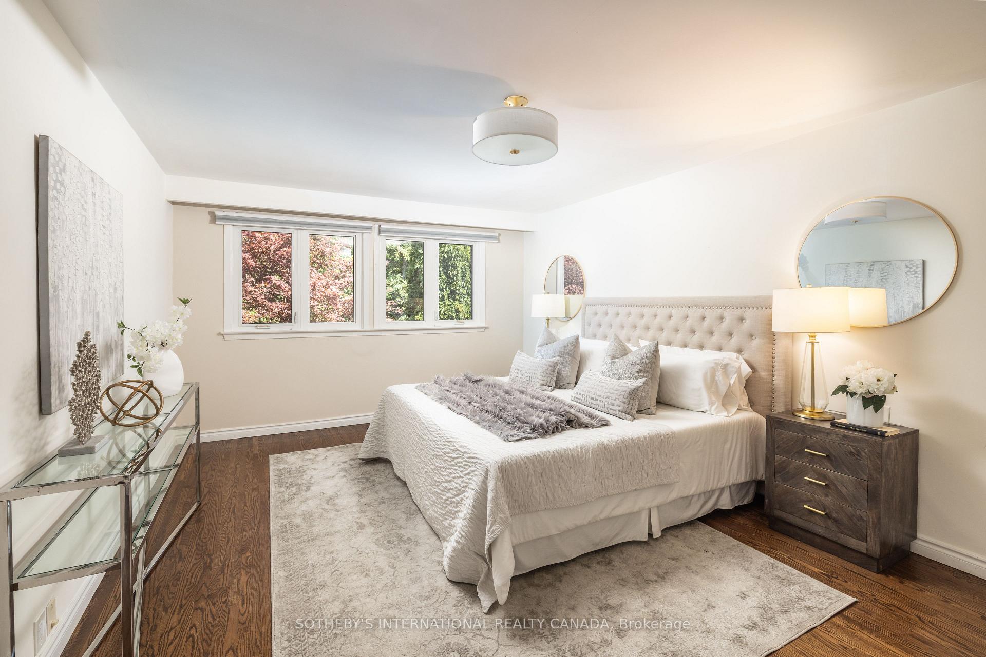 25 Gossamer Avenue, Toronto