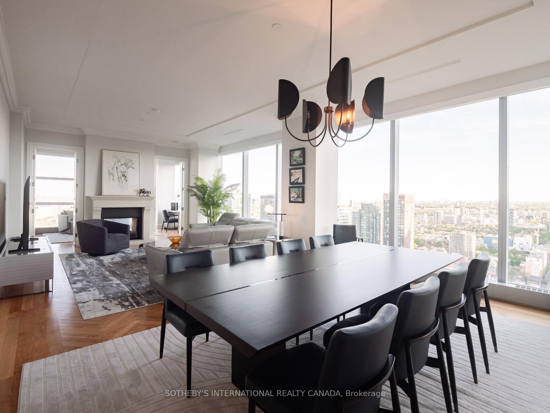 183 Wellington Street W 4301, Toronto Unit: 4301