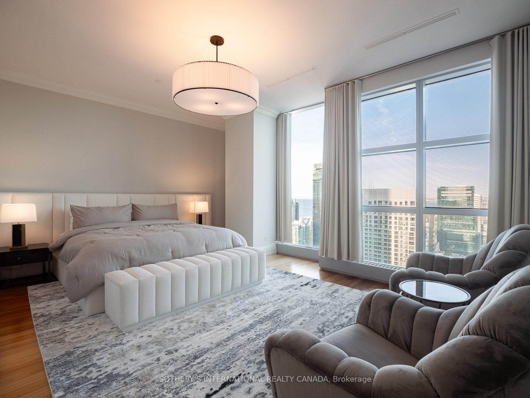 183 Wellington Street W 4301, Toronto Unit: 4301