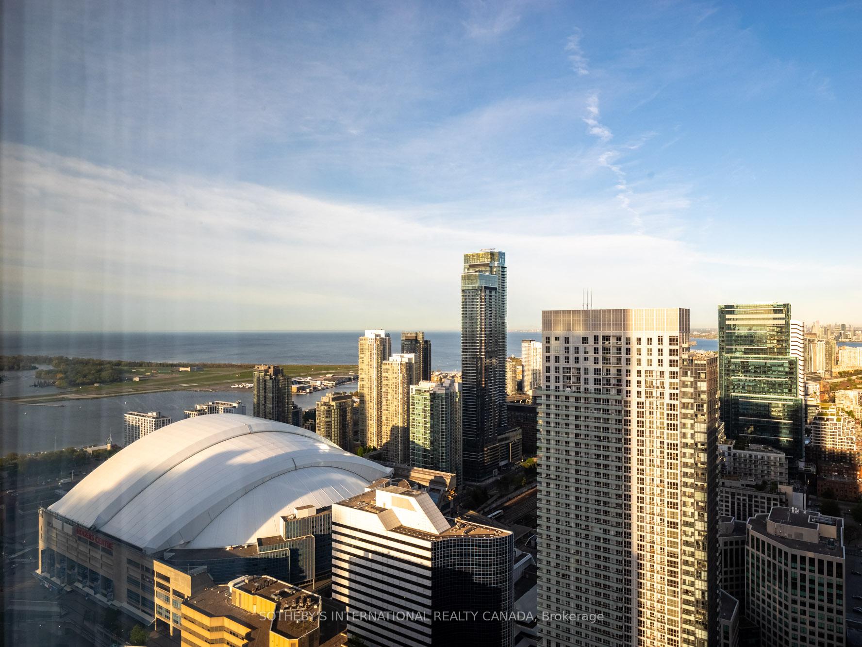 183 Wellington Street W 4301, Toronto Unit: 4301