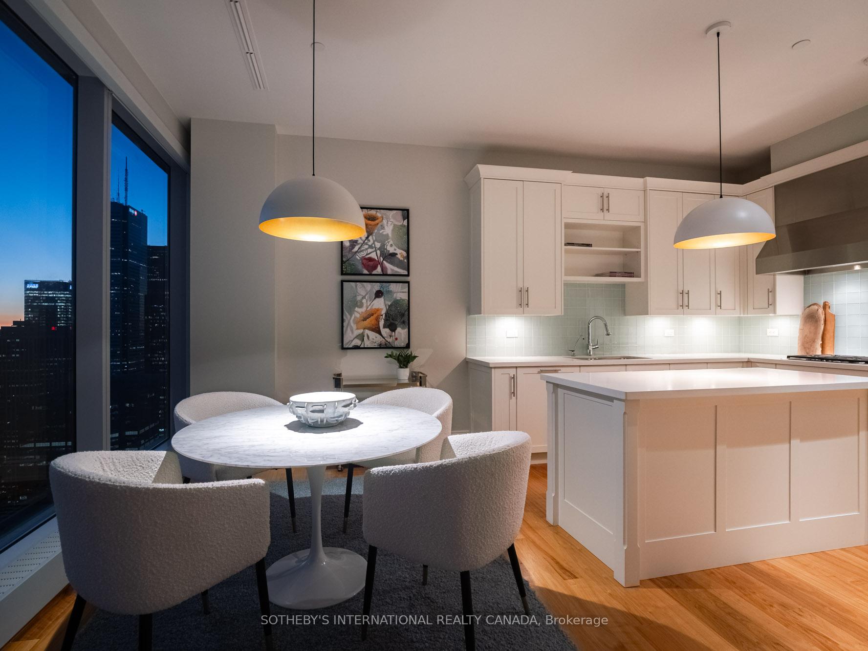 183 Wellington Street W 4301, Toronto Unit: 4301