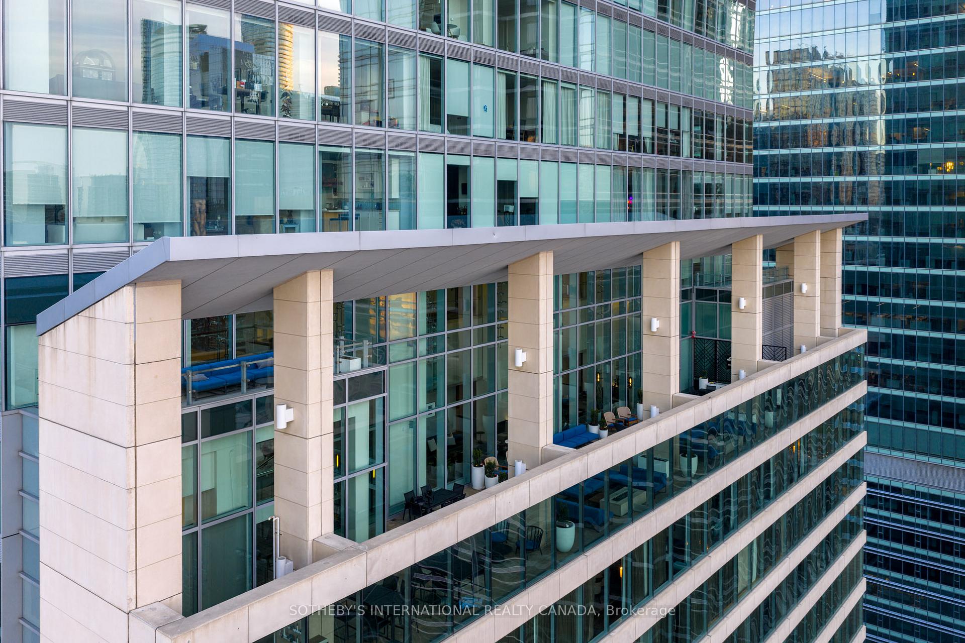 183 Wellington Street W 4301, Toronto Unit: 4301