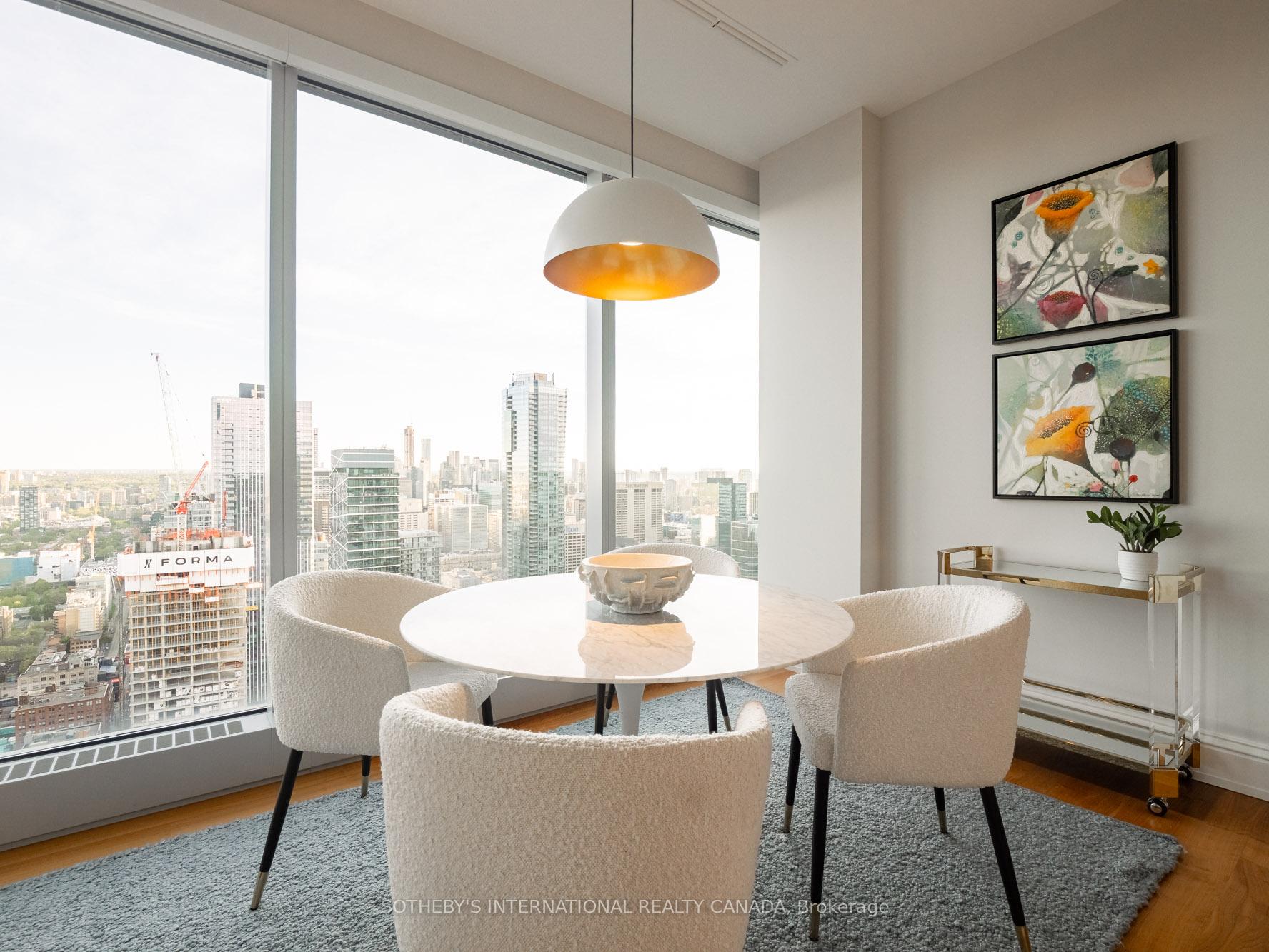 183 Wellington Street W 4301, Toronto Unit: 4301