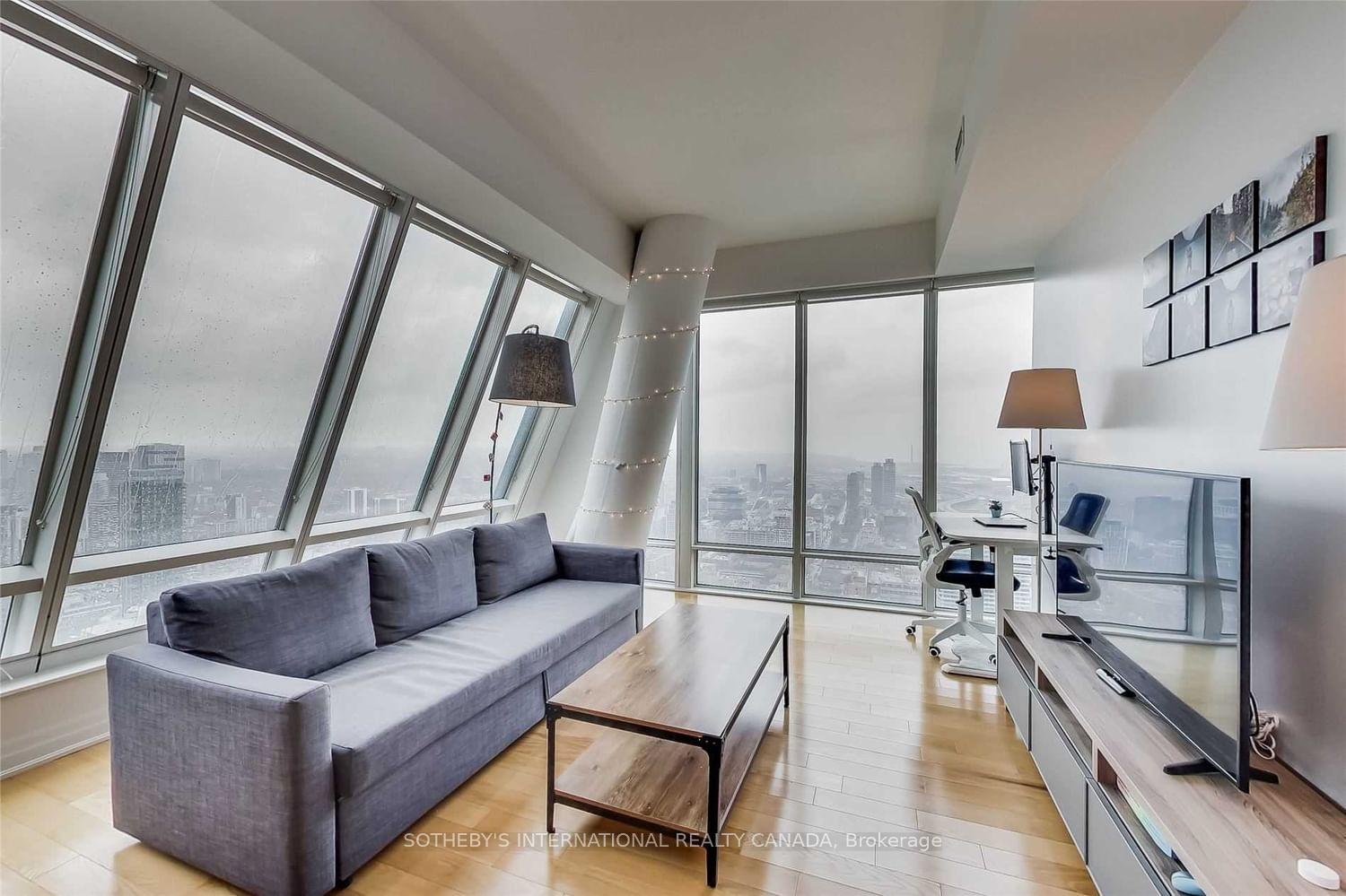 8 The Esplanade 5505, Toronto Unit: 5505