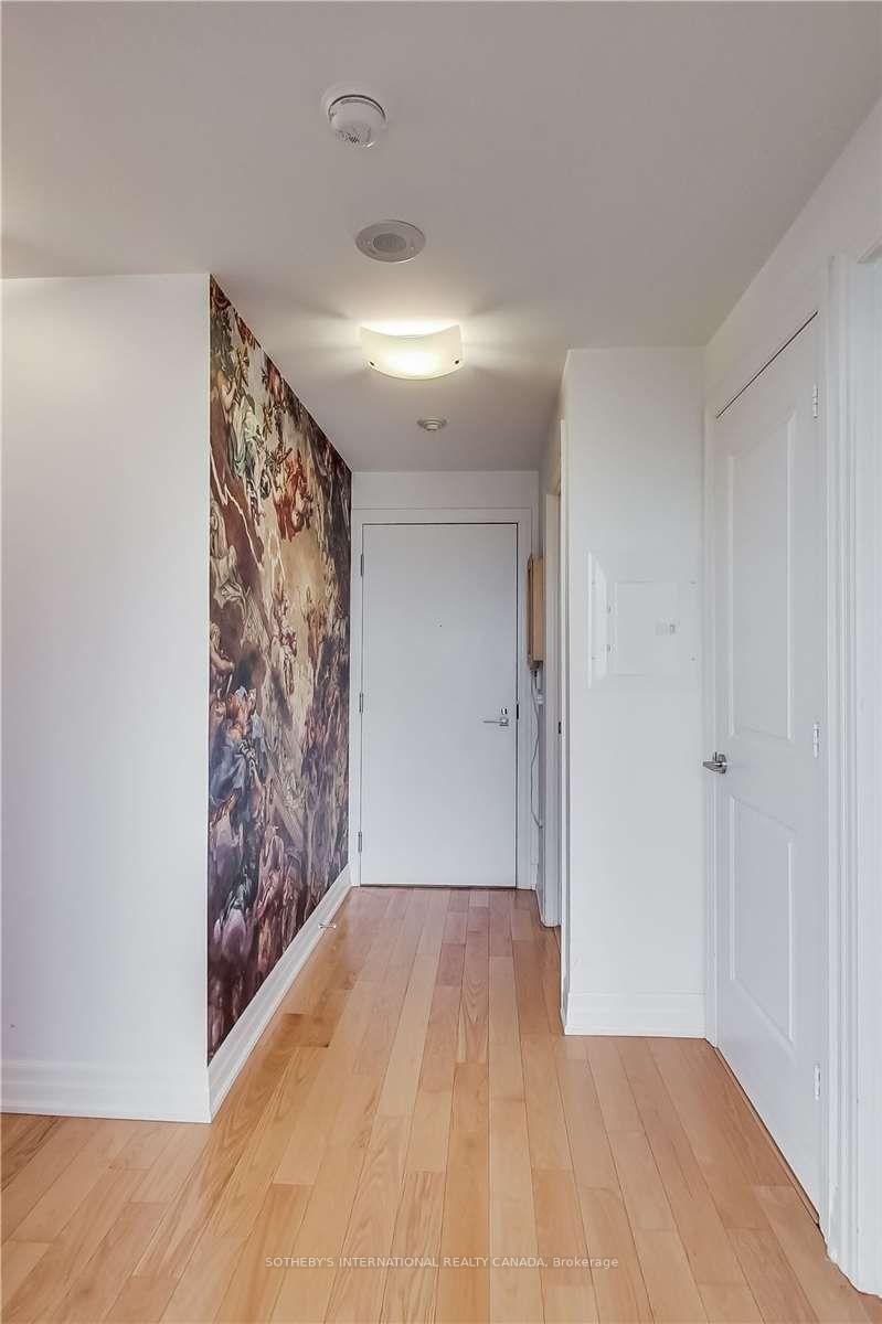 8 The Esplanade 5505, Toronto Unit: 5505