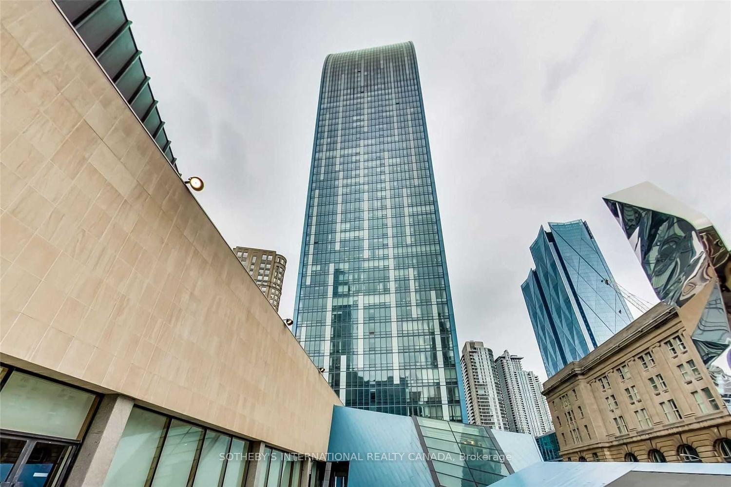 8 The Esplanade 5505, Toronto Unit: 5505