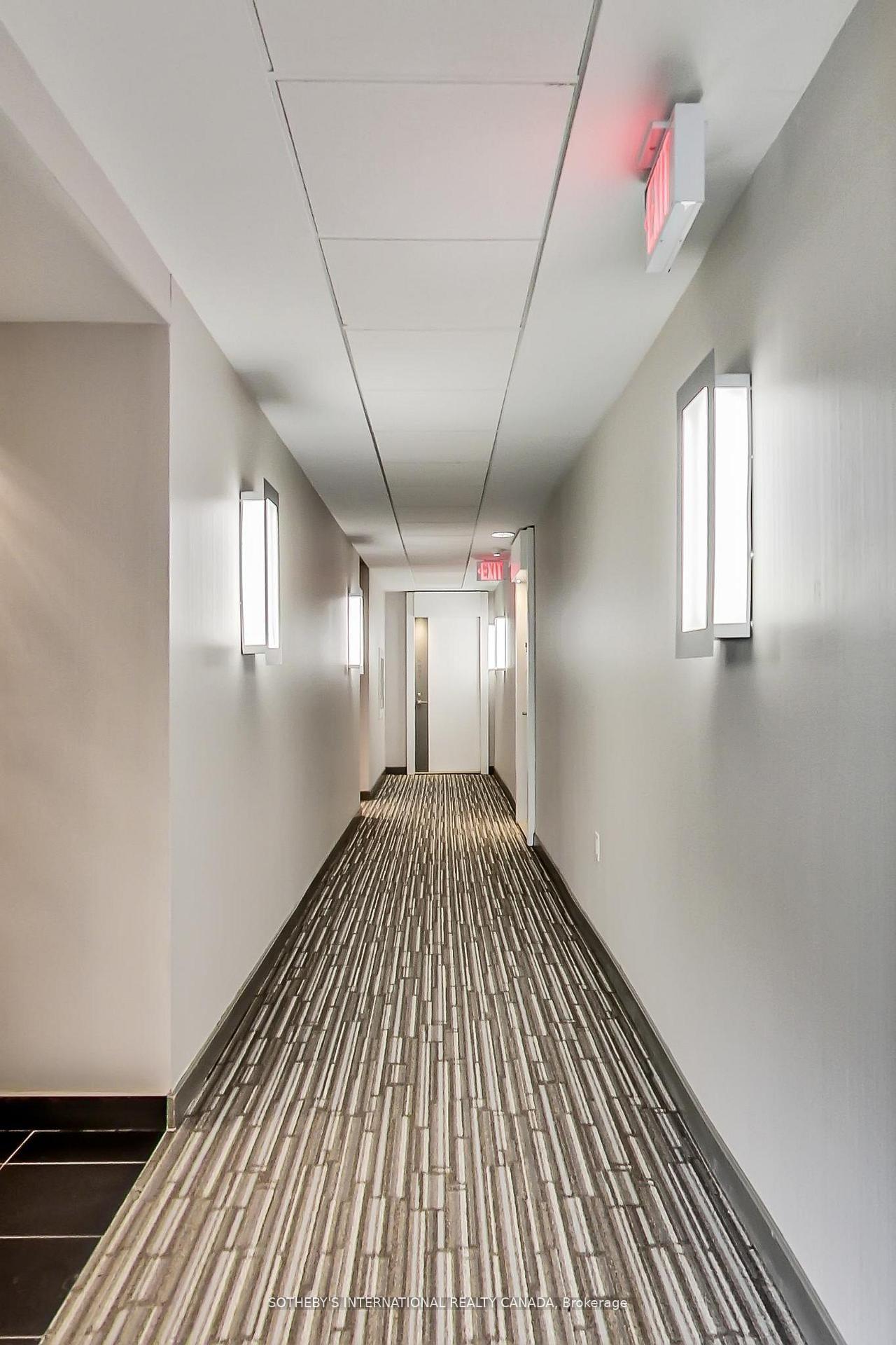 8 The Esplanade 5504, Toronto Unit: 5504