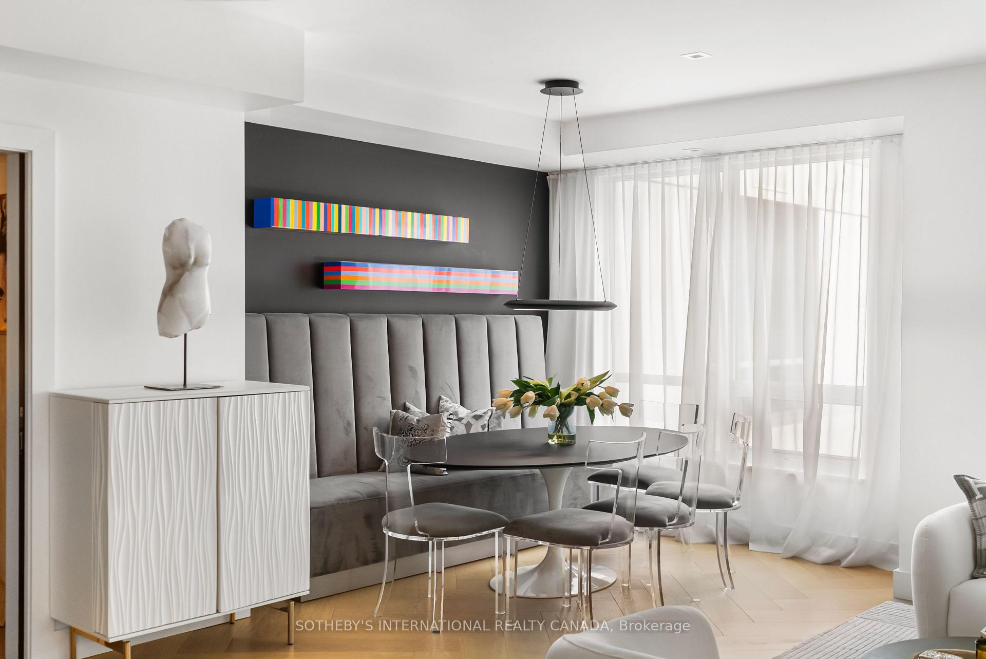 20 Scrivener Square 716, Toronto Unit: 716
