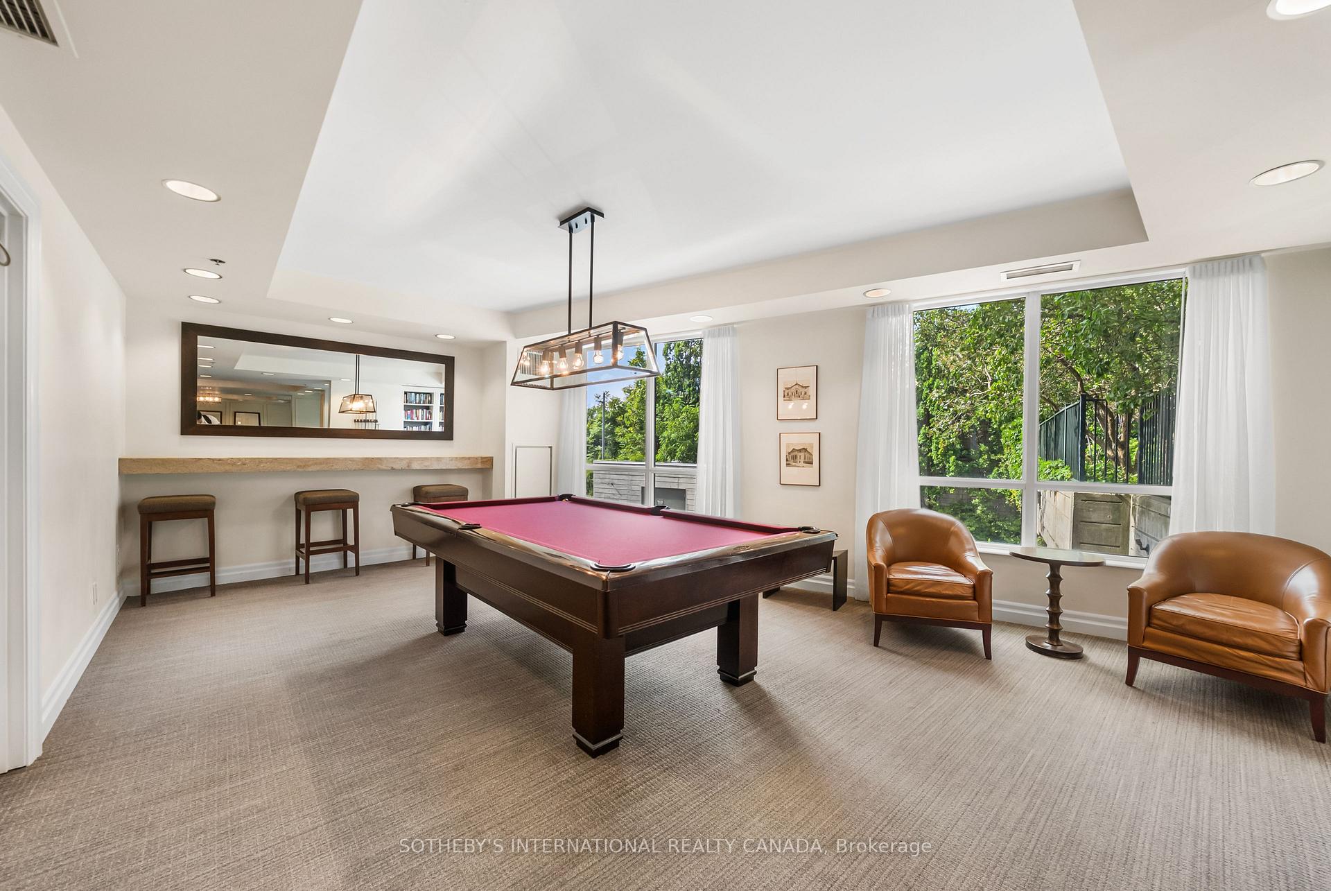 20 Scrivener Square 716, Toronto Unit: 716