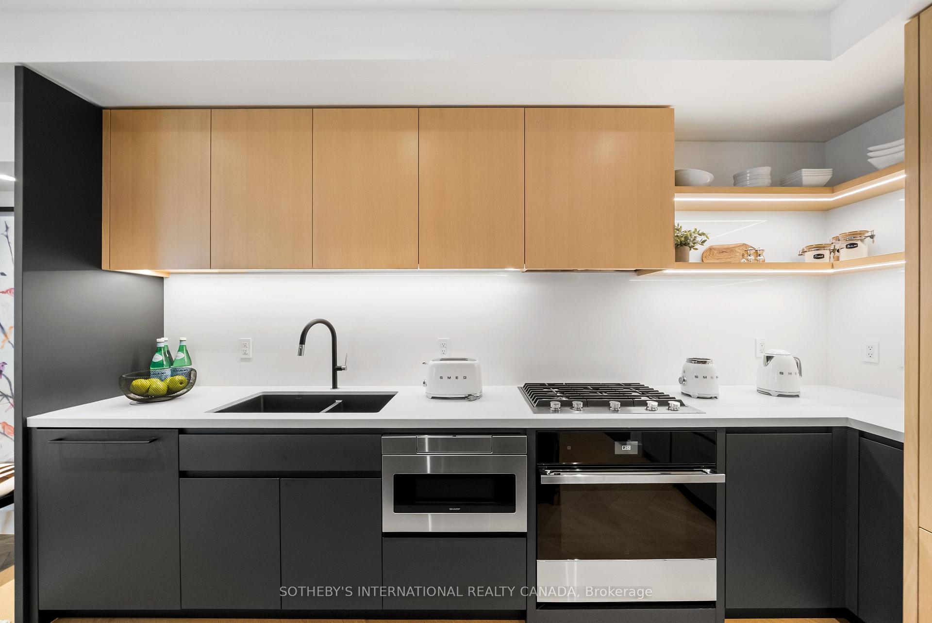 20 Scrivener Square 716, Toronto Unit: 716