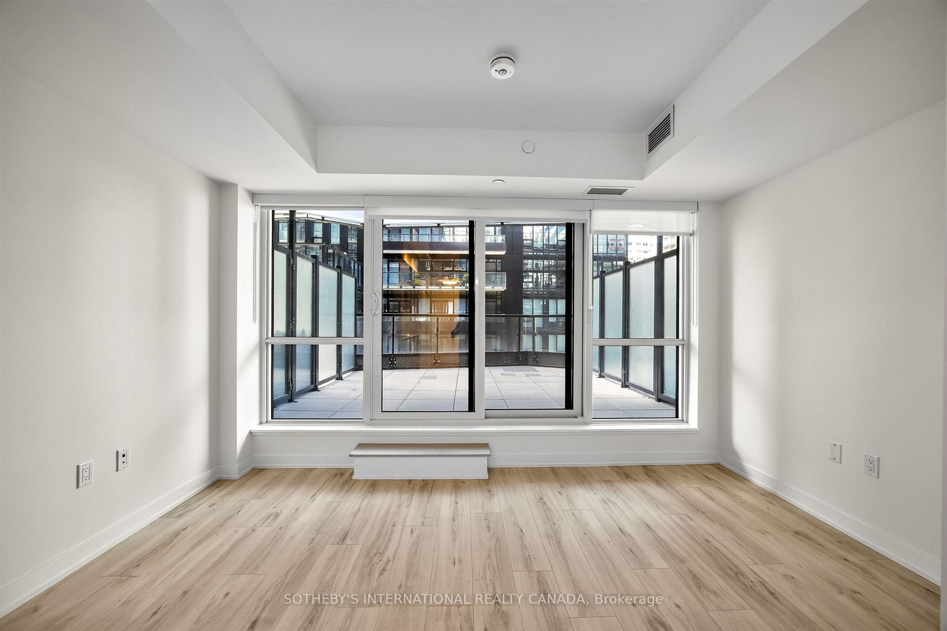 110 Broadway Avenue 507, Toronto Unit: 507