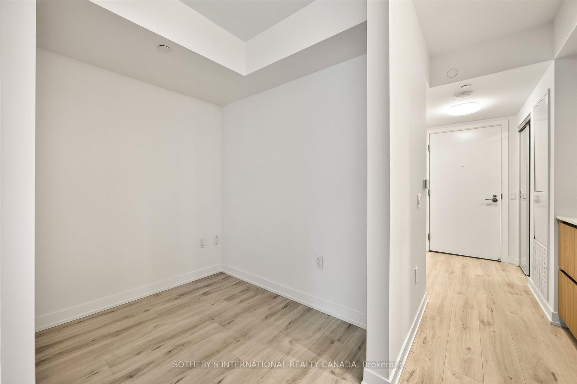 110 Broadway Avenue 507, Toronto Unit: 507