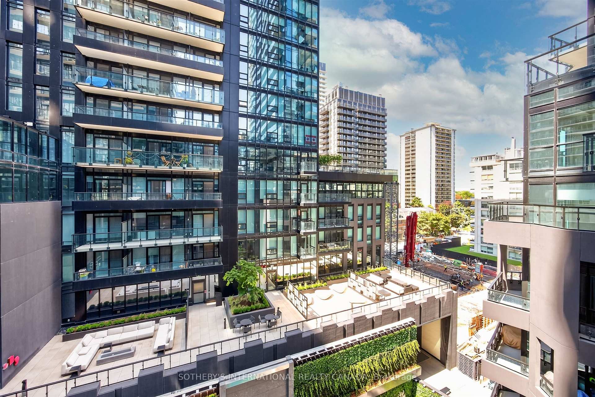 110 Broadway Avenue 507, Toronto Unit: 507