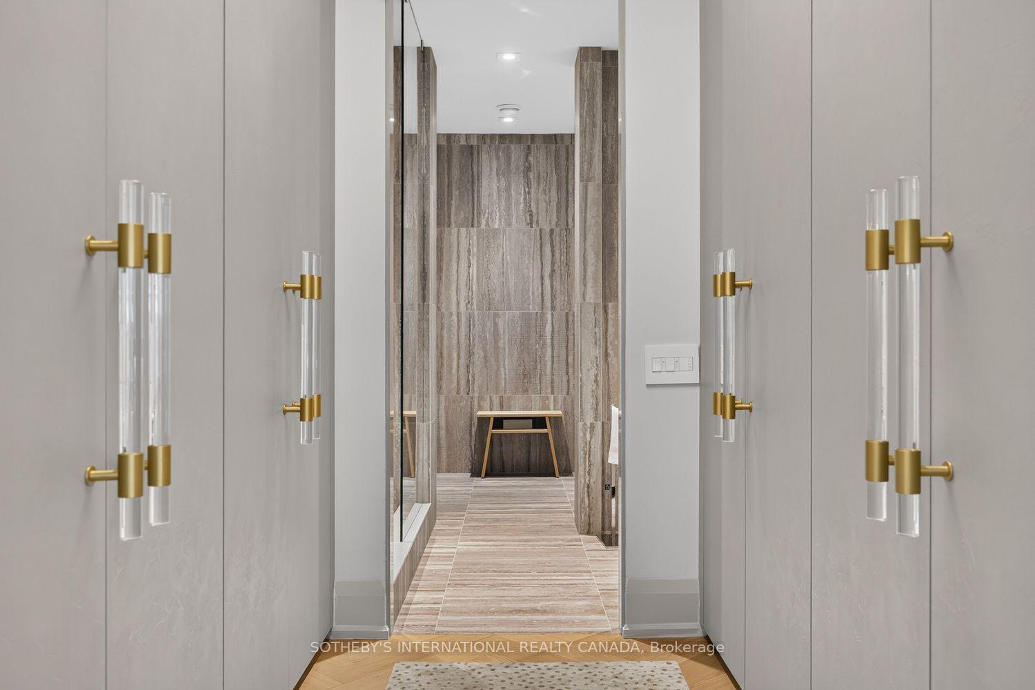 20 Scrivener Square 301, Toronto Unit: 301