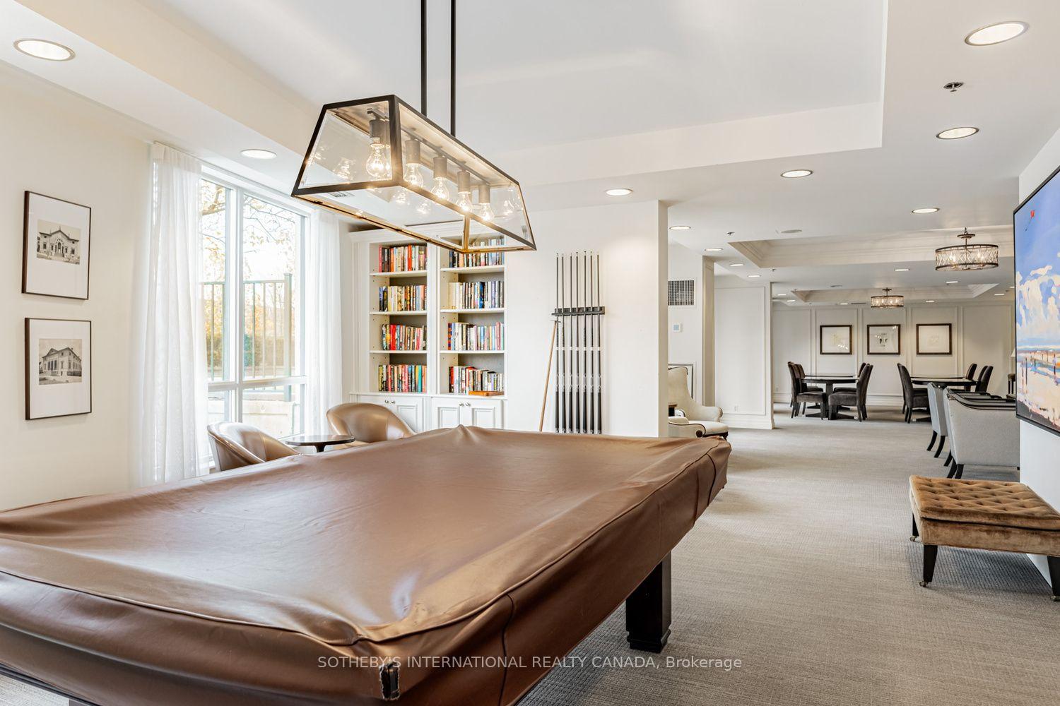20 Scrivener Square 301, Toronto Unit: 301