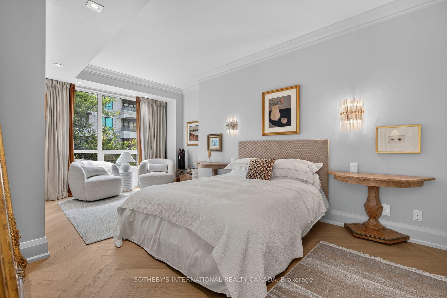 20 Scrivener Square 301, Toronto Unit: 301