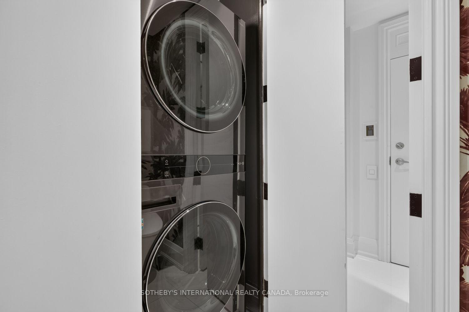 20 Scrivener Square 301, Toronto Unit: 301