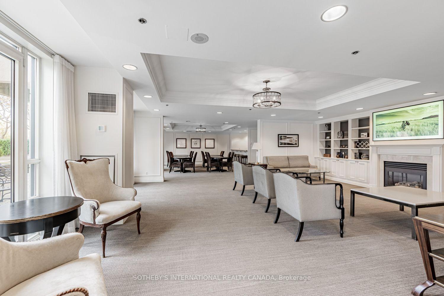 20 Scrivener Square 301, Toronto Unit: 301
