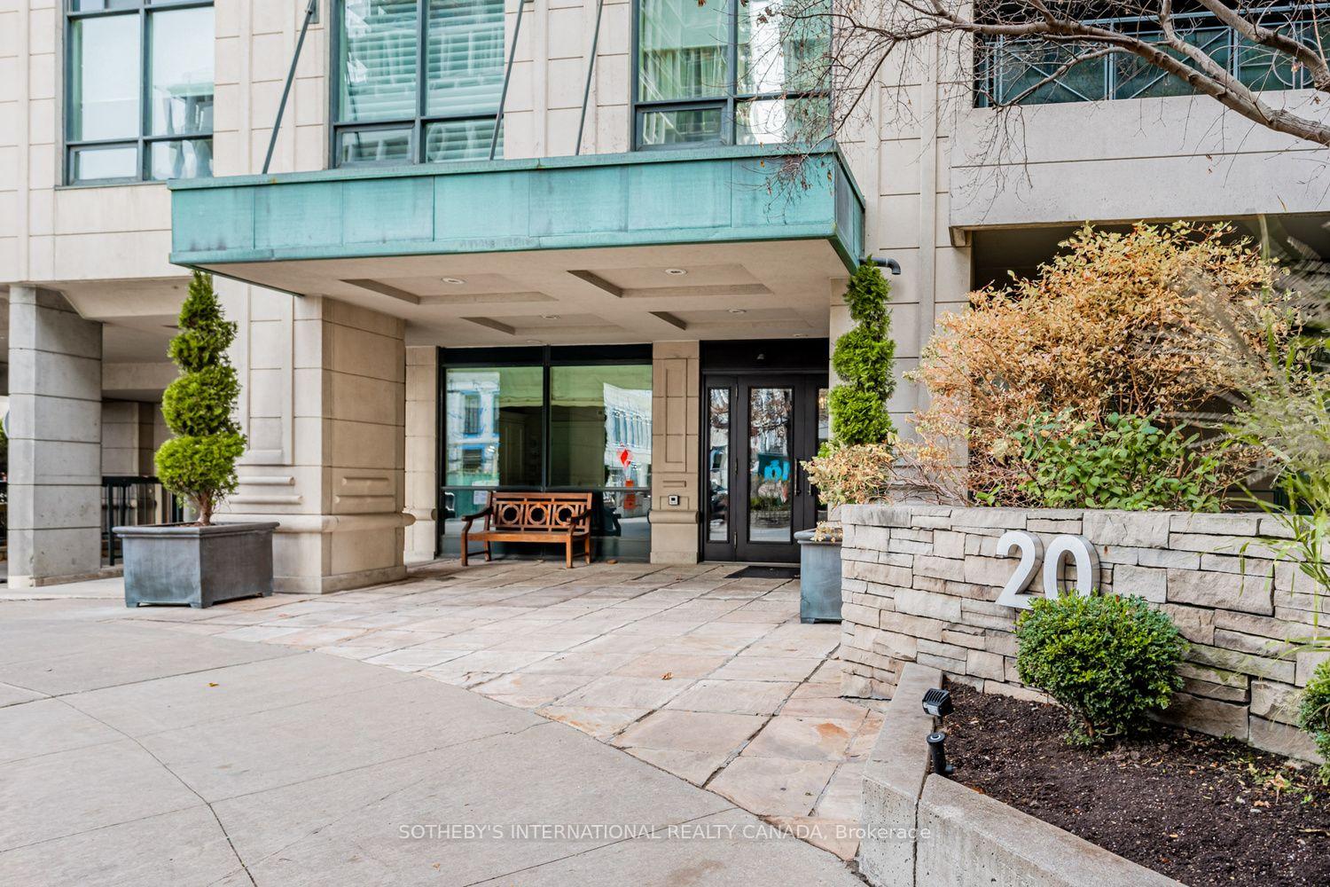 20 Scrivener Square 301, Toronto Unit: 301