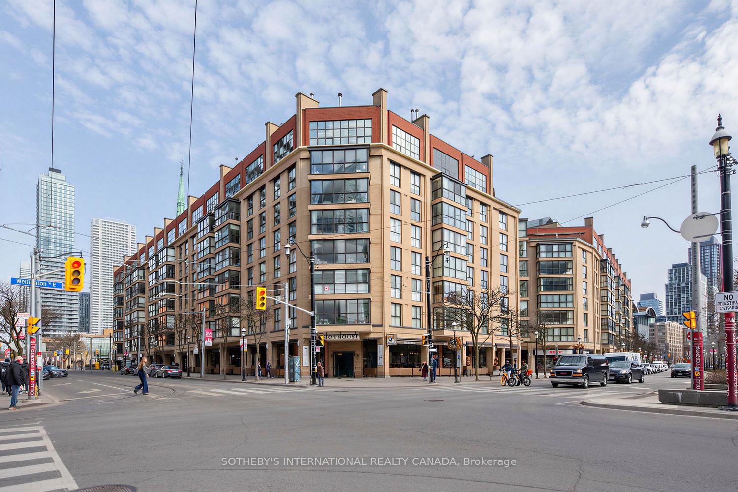 35 Church Street 202, Toronto Unit: 202
