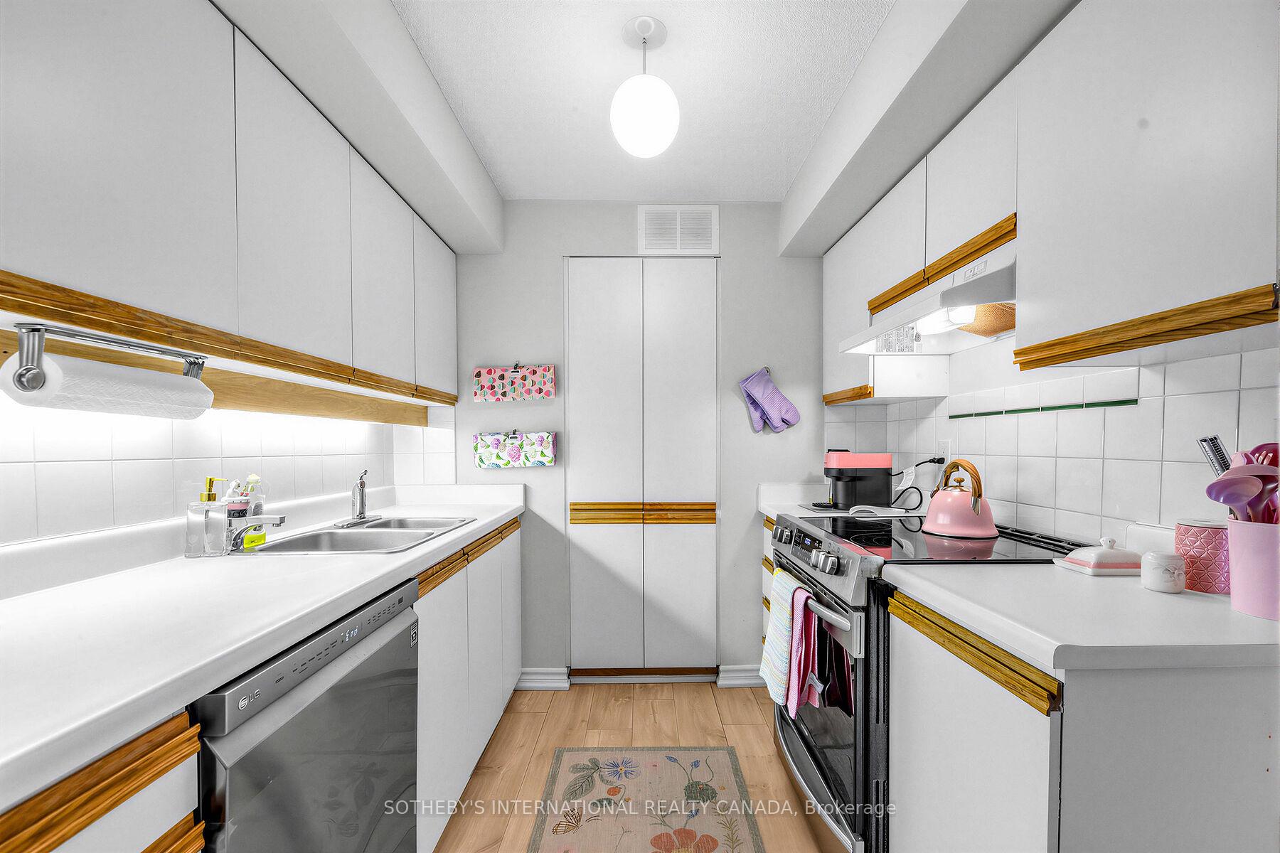 35 Church Street 202, Toronto Unit: 202