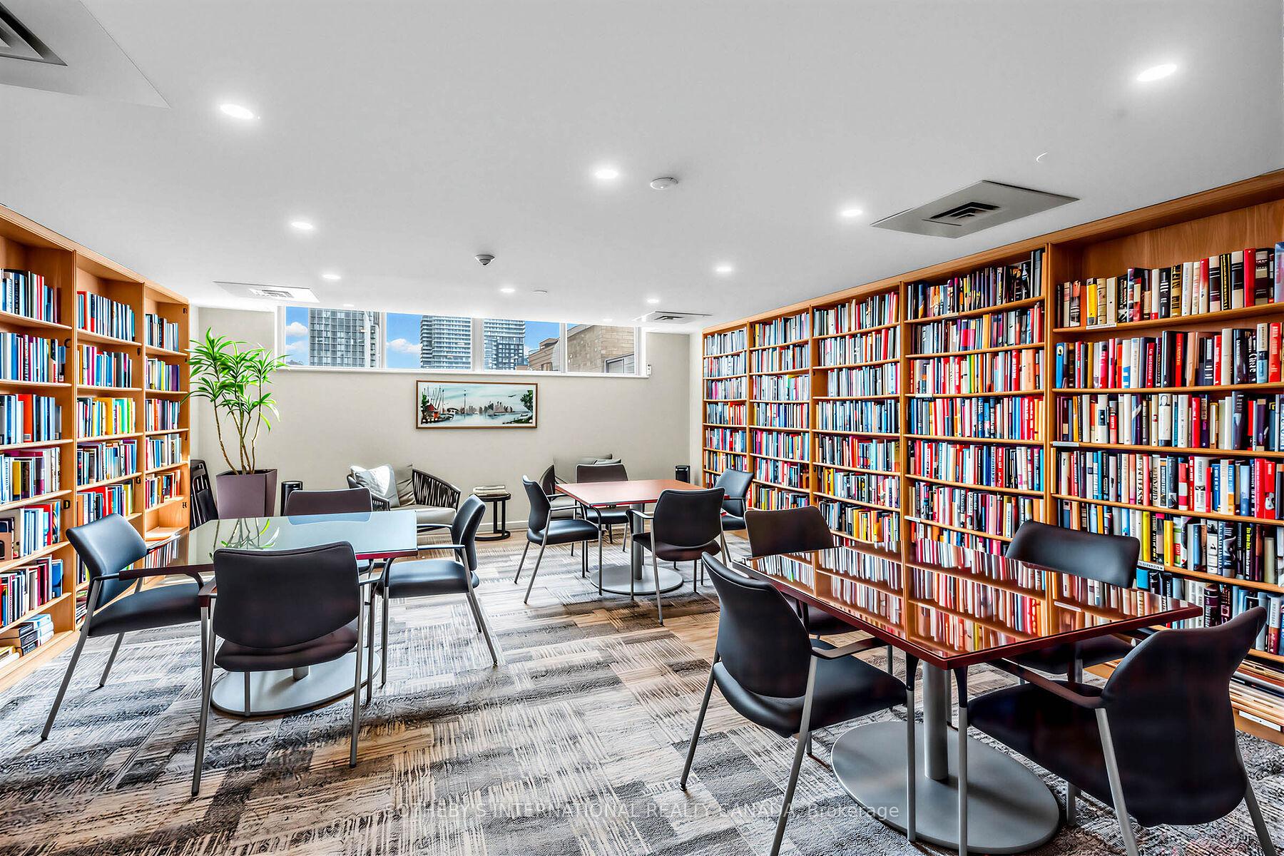 35 Church Street 202, Toronto Unit: 202