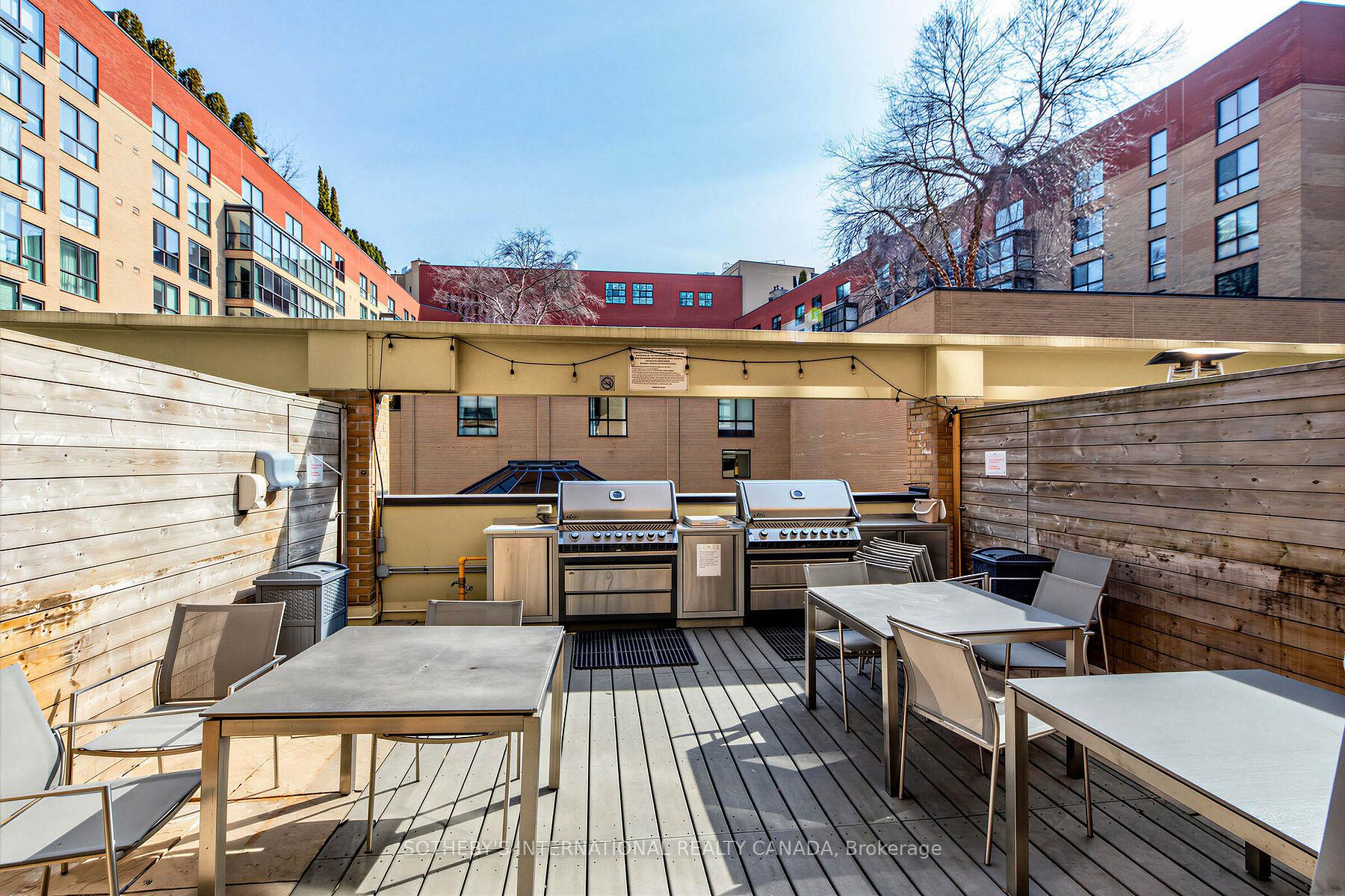 35 Church Street 202, Toronto Unit: 202