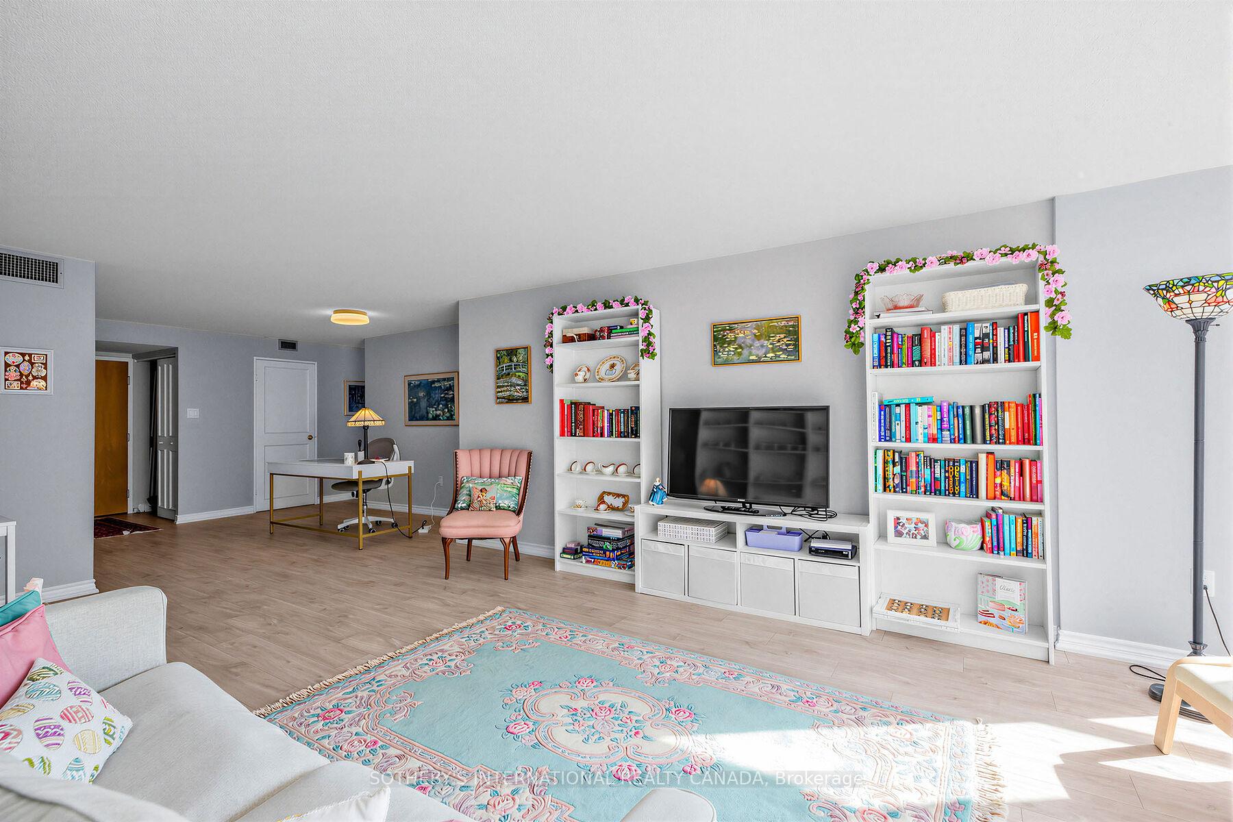 35 Church Street 202, Toronto Unit: 202