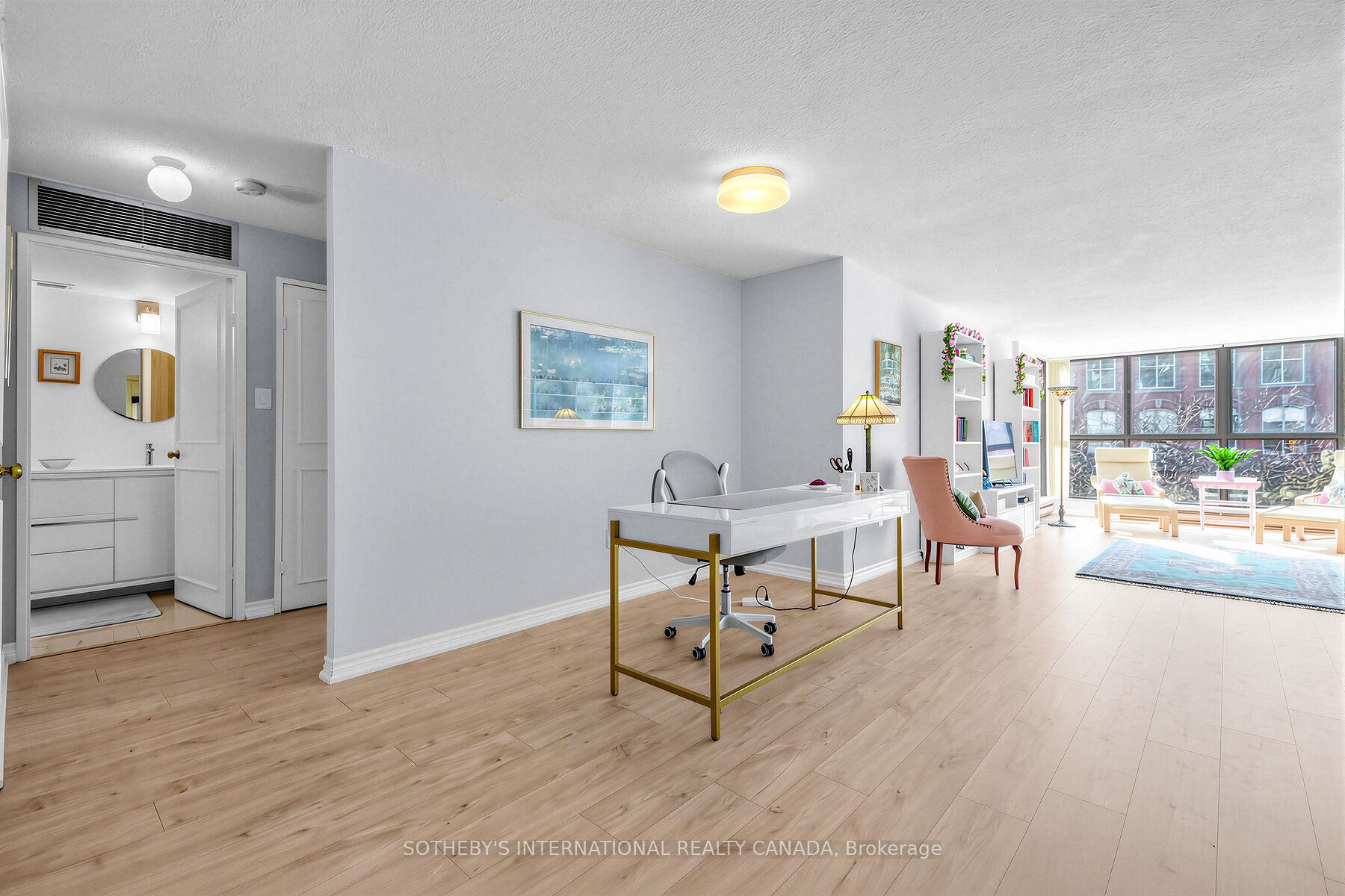35 Church Street 202, Toronto Unit: 202