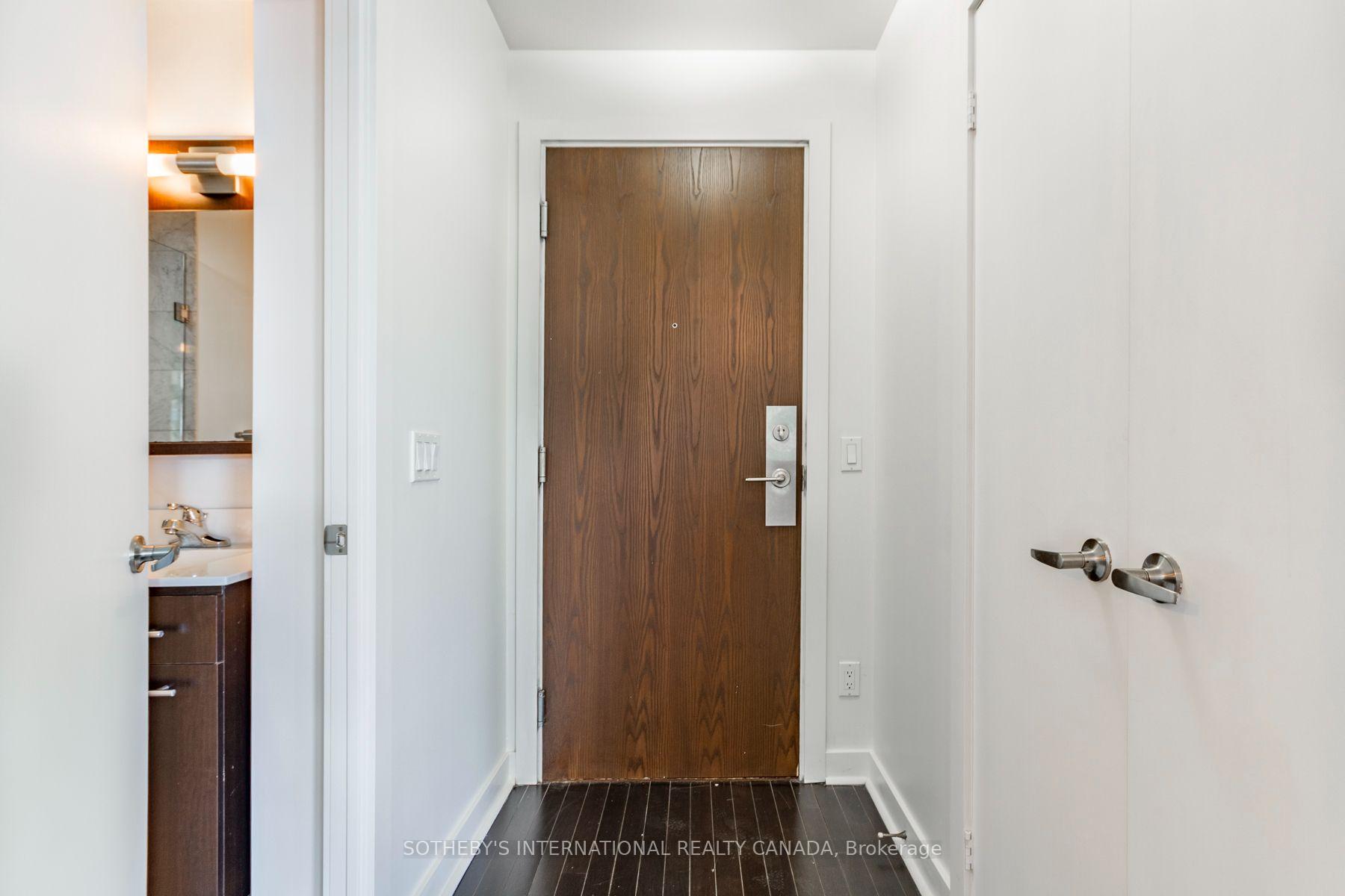 80 Western Battery Road 2402, Toronto Unit: 2402