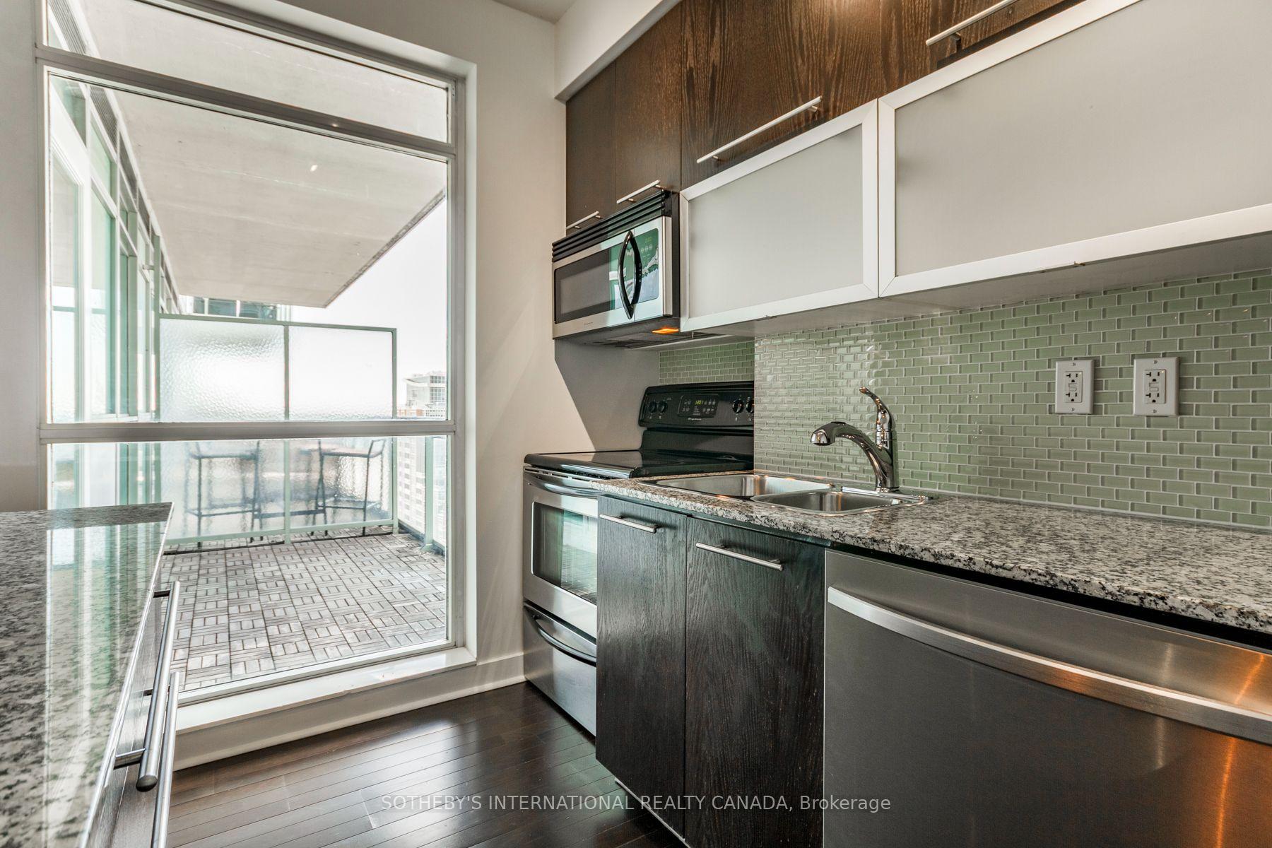 80 Western Battery Road 2402, Toronto Unit: 2402