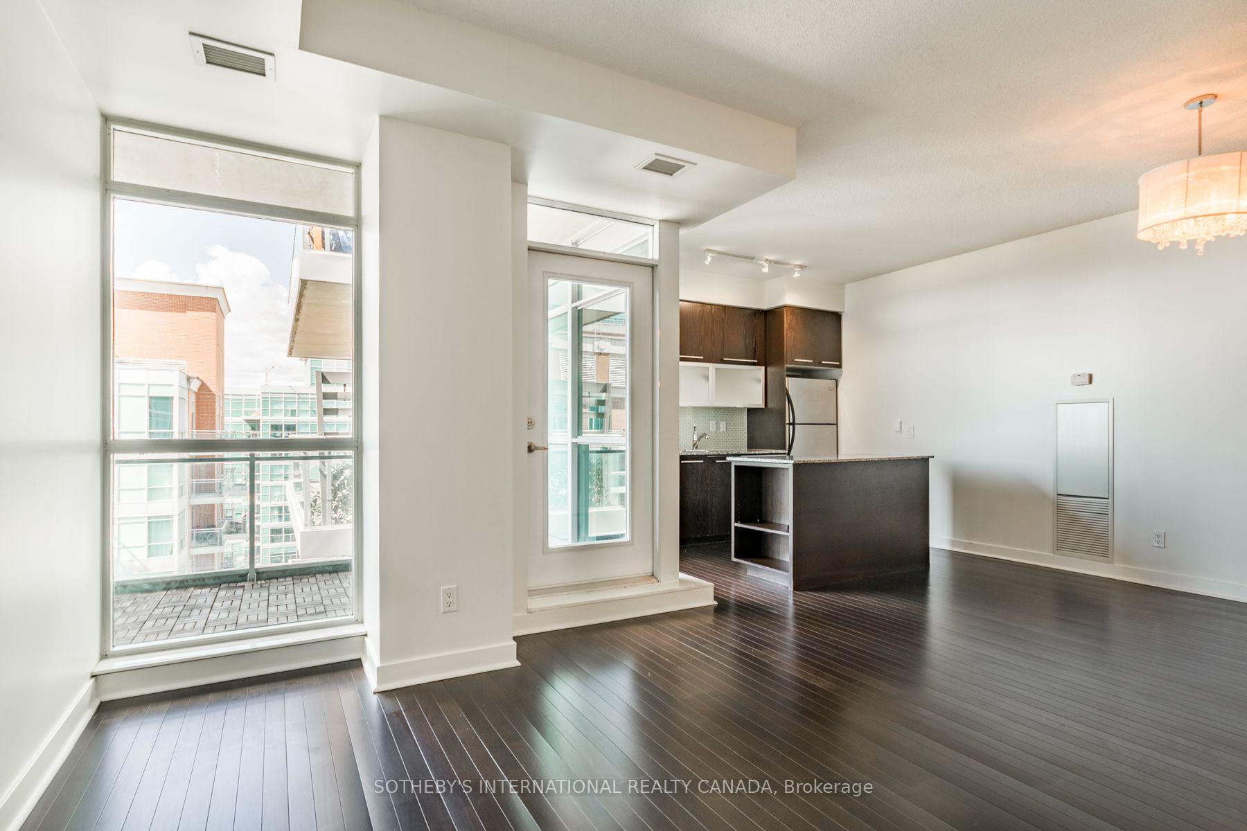 80 Western Battery Road 2402, Toronto Unit: 2402