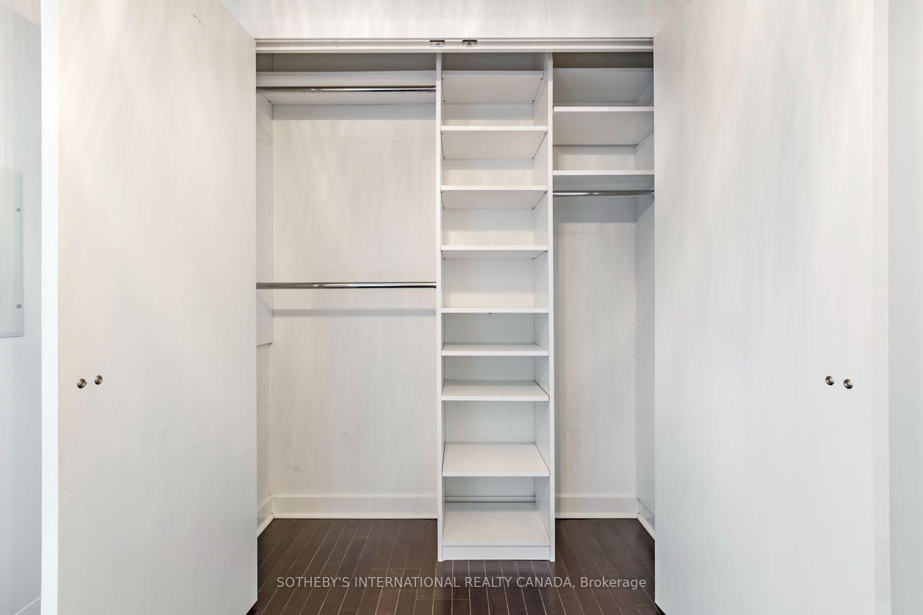80 Western Battery Road 2402, Toronto Unit: 2402