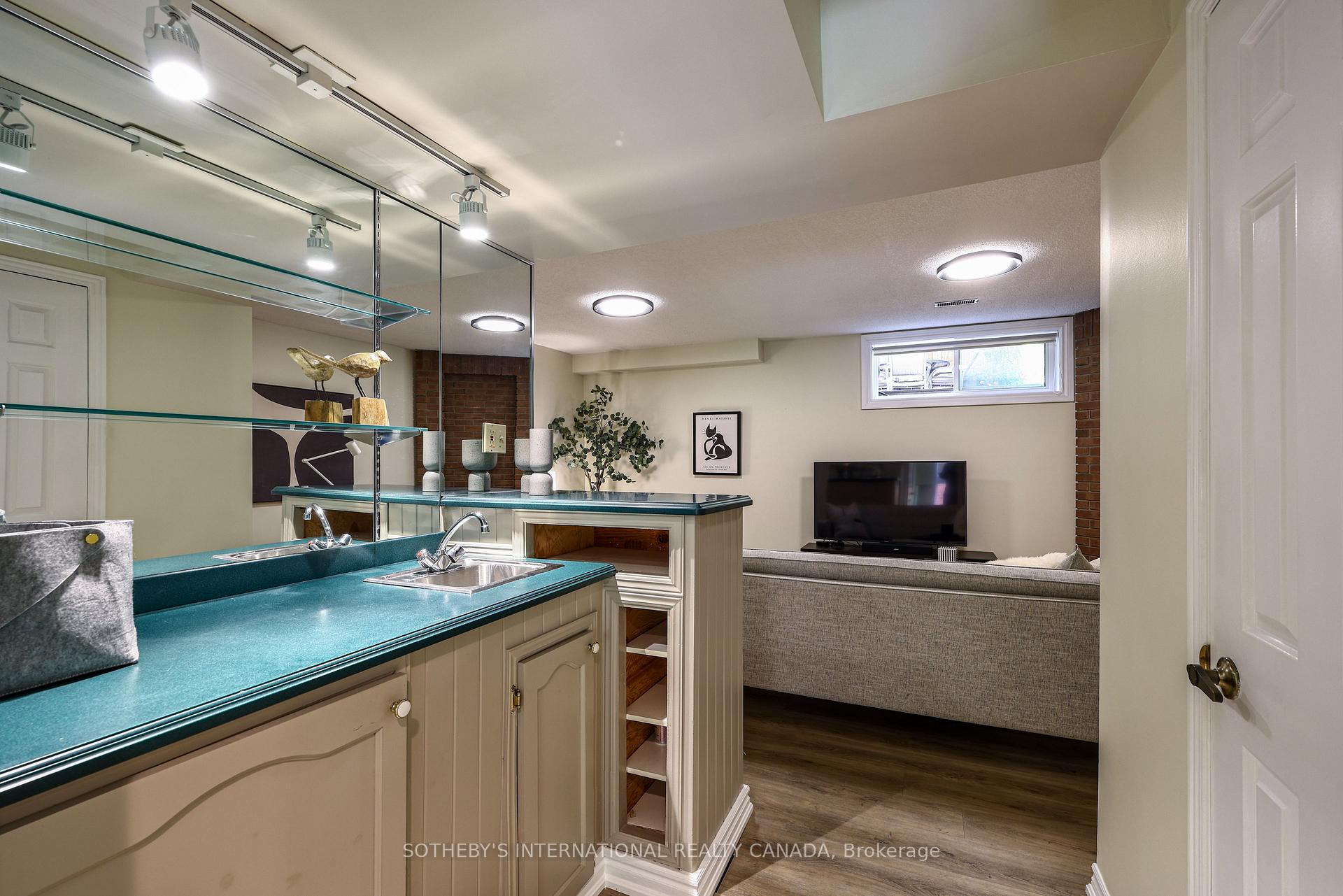 70 Sylvan Valley Way, Toronto