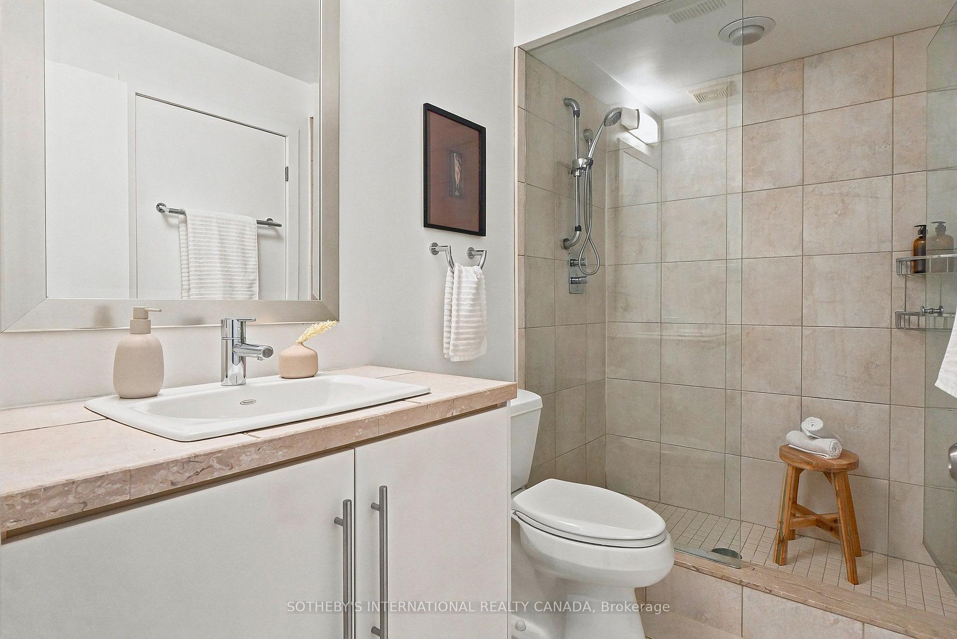 2 Sibelius Lane, Toronto