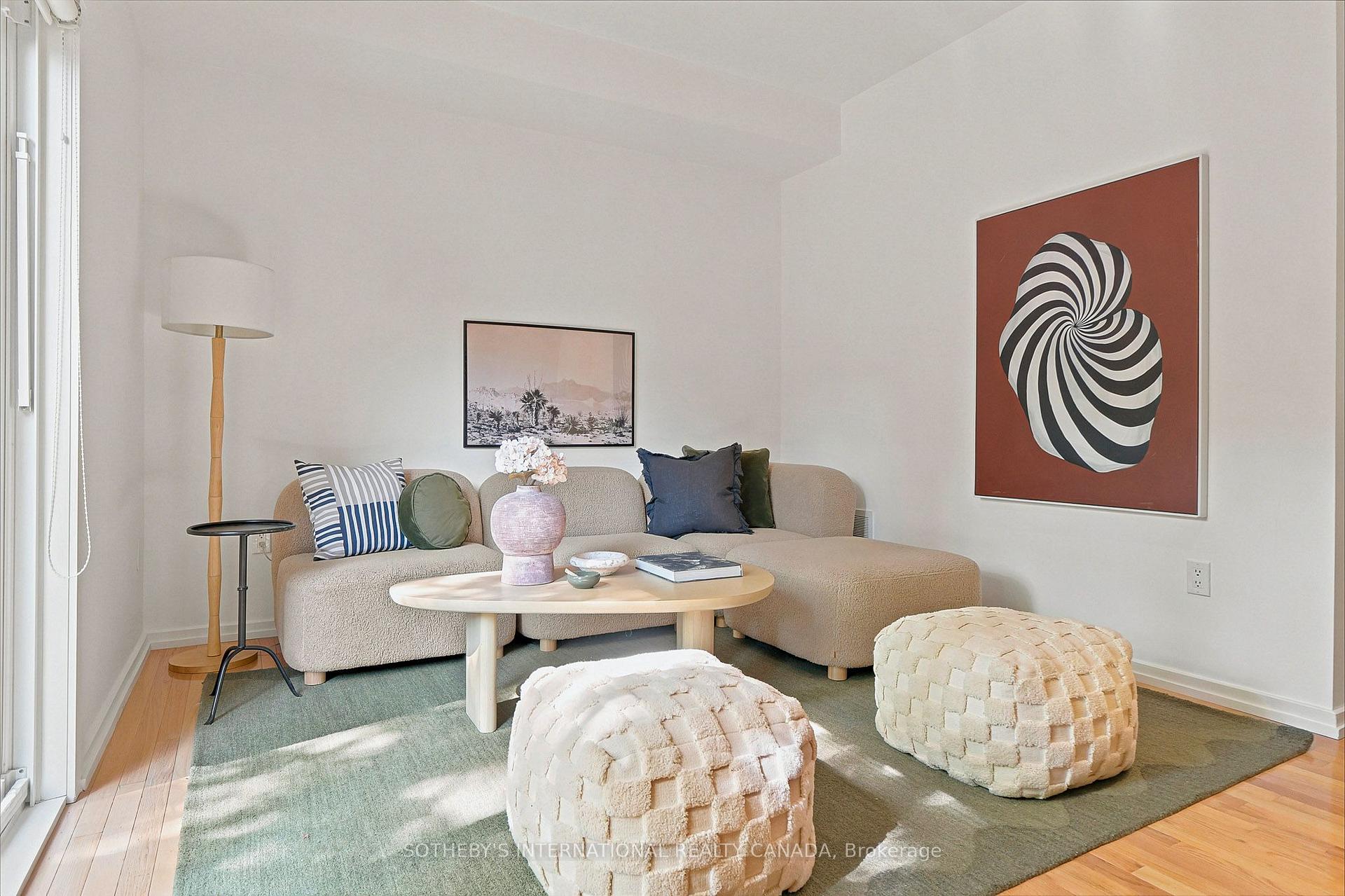 2 Sibelius Lane, Toronto