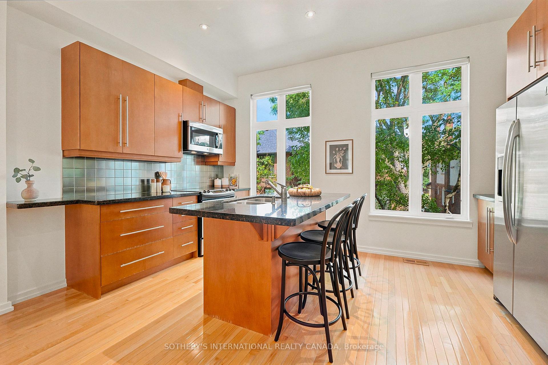 2 Sibelius Lane, Toronto