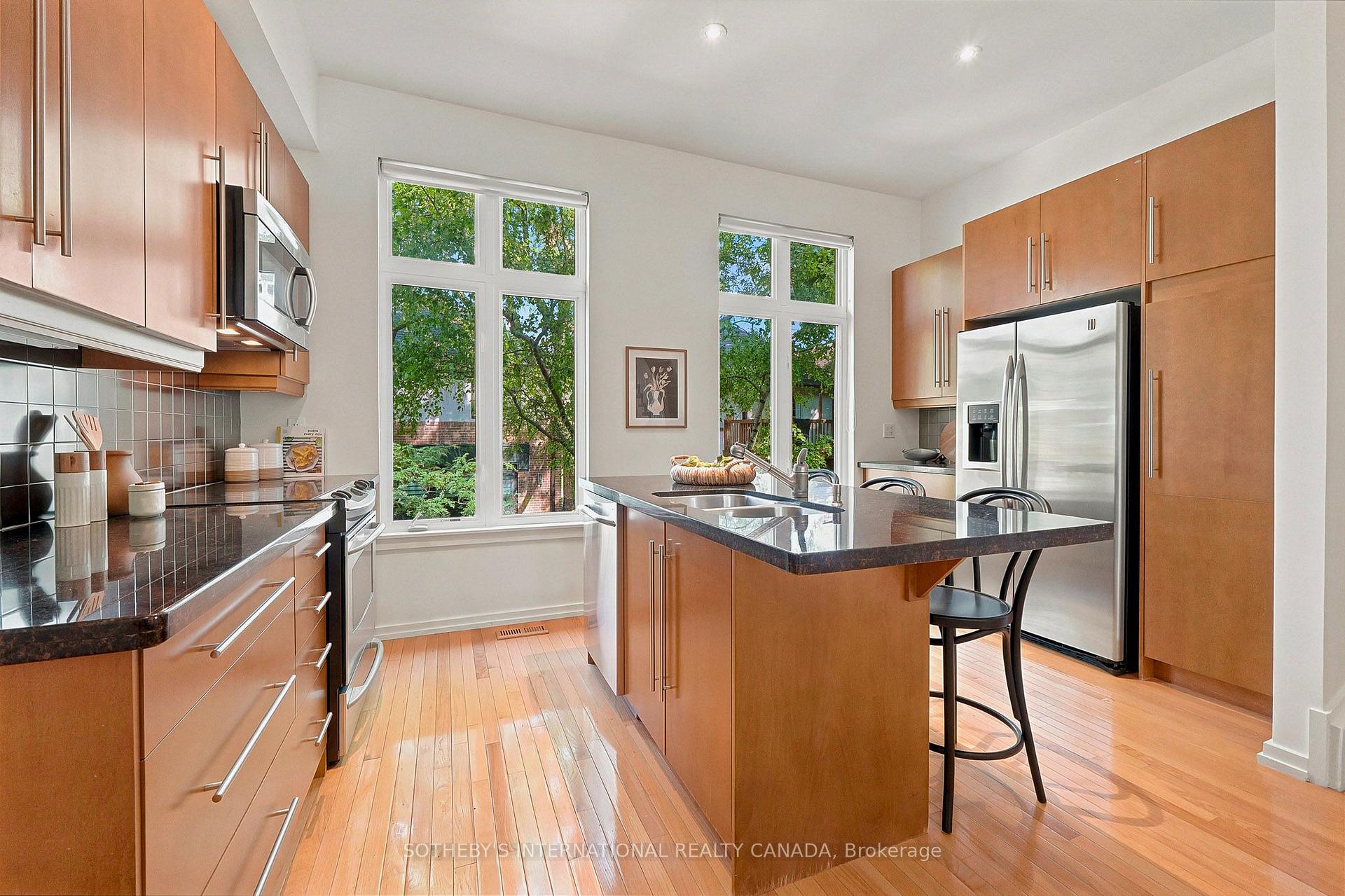 2 Sibelius Lane, Toronto