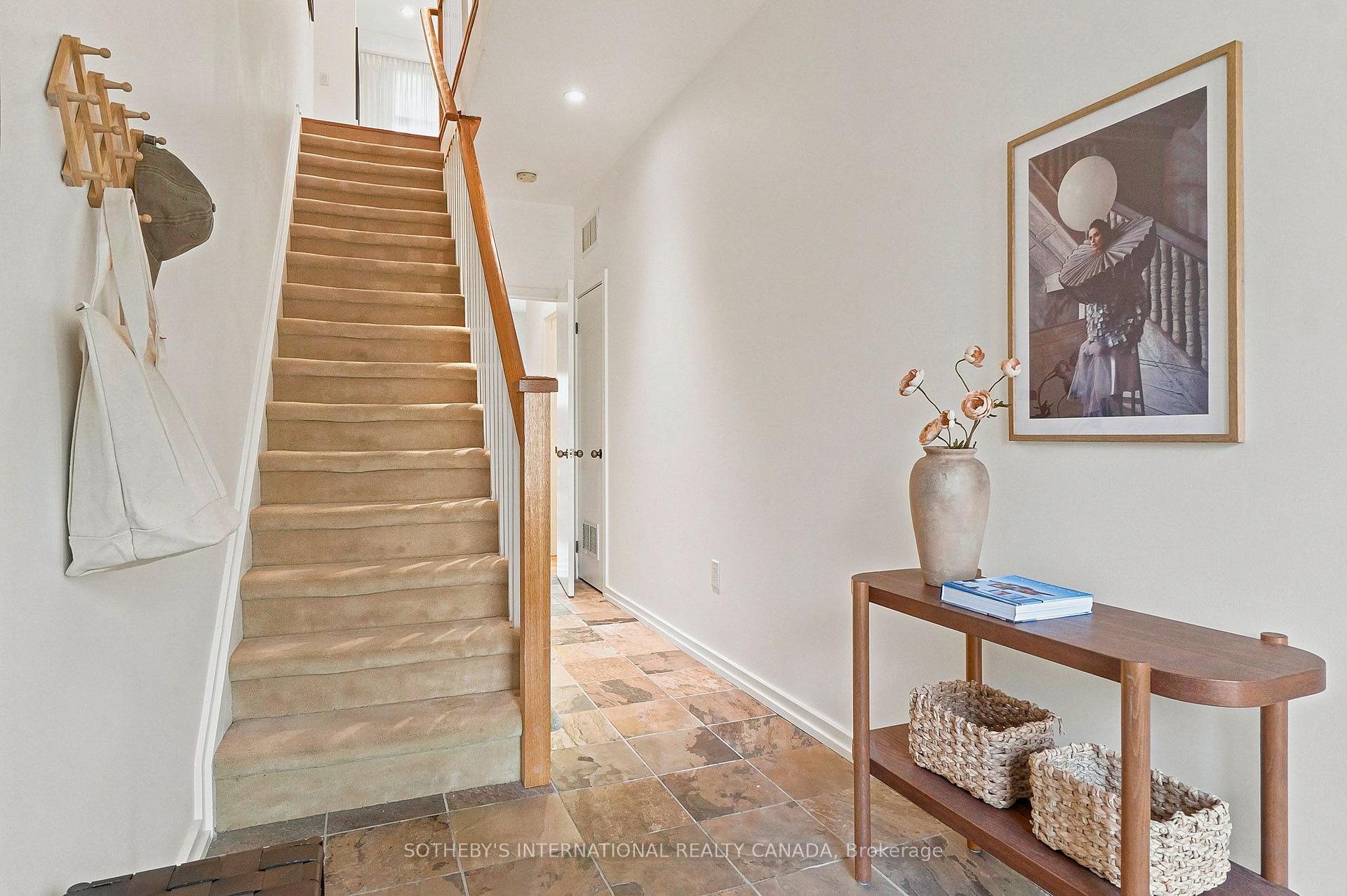 2 Sibelius Lane, Toronto